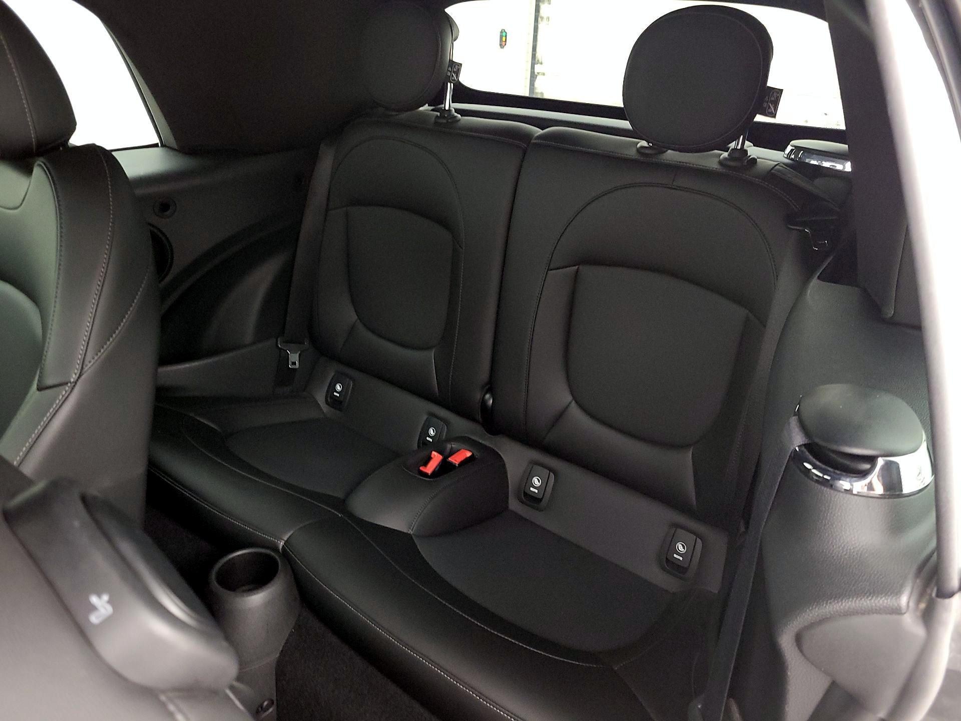 Thumbnail: 2020 MINI Cooper - 19