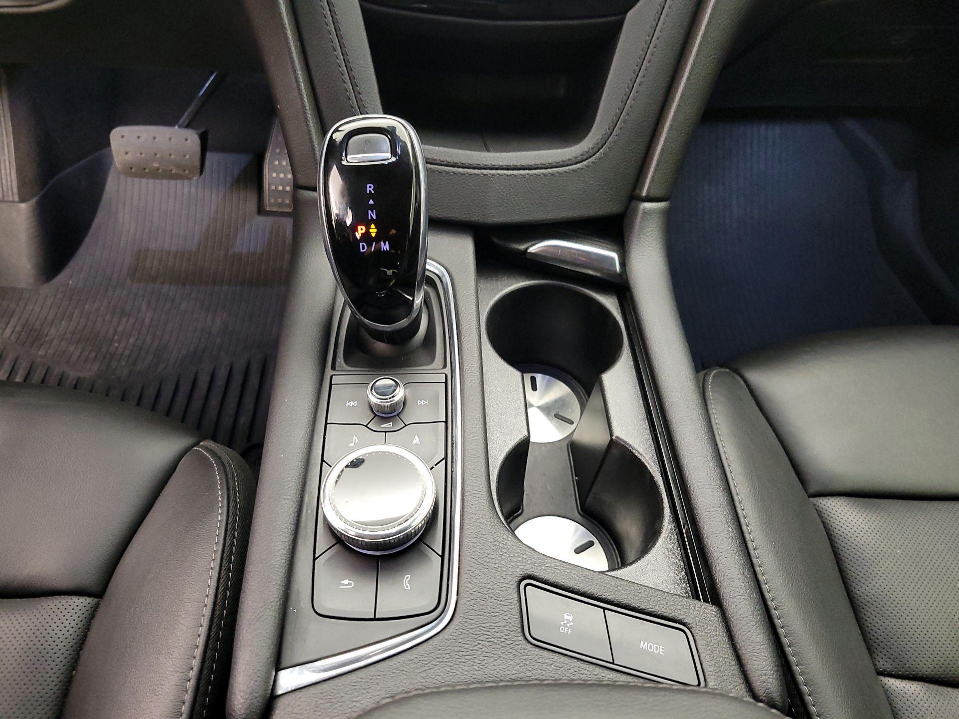 Thumbnail: 2021 Cadillac XT6 - 18
