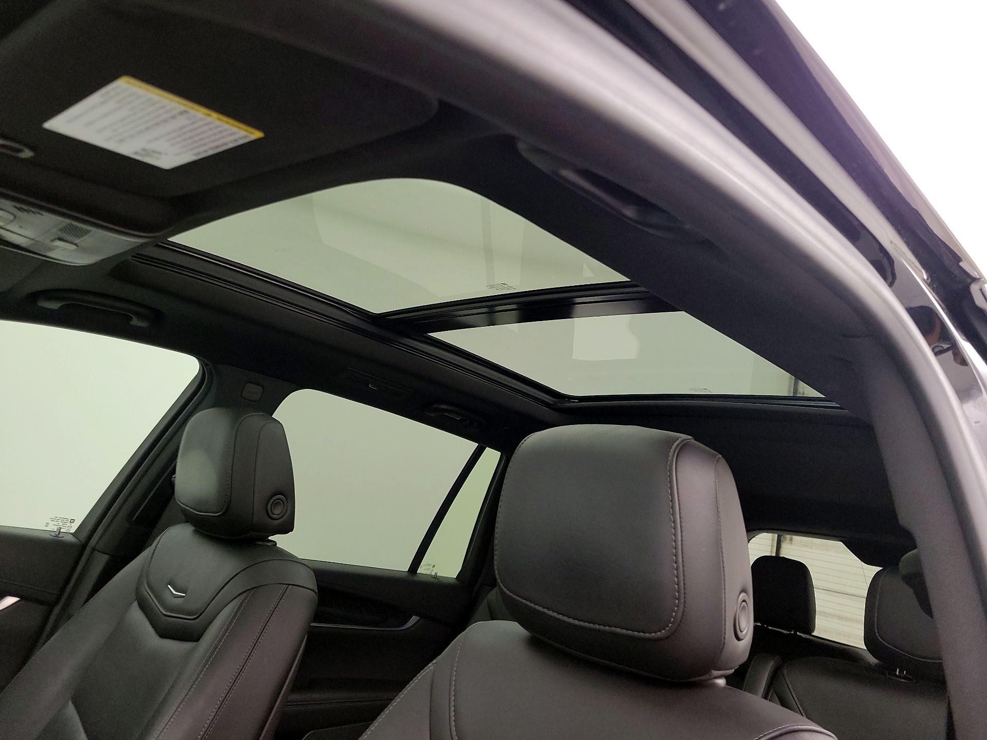 Thumbnail: 2021 Cadillac XT6 - 20