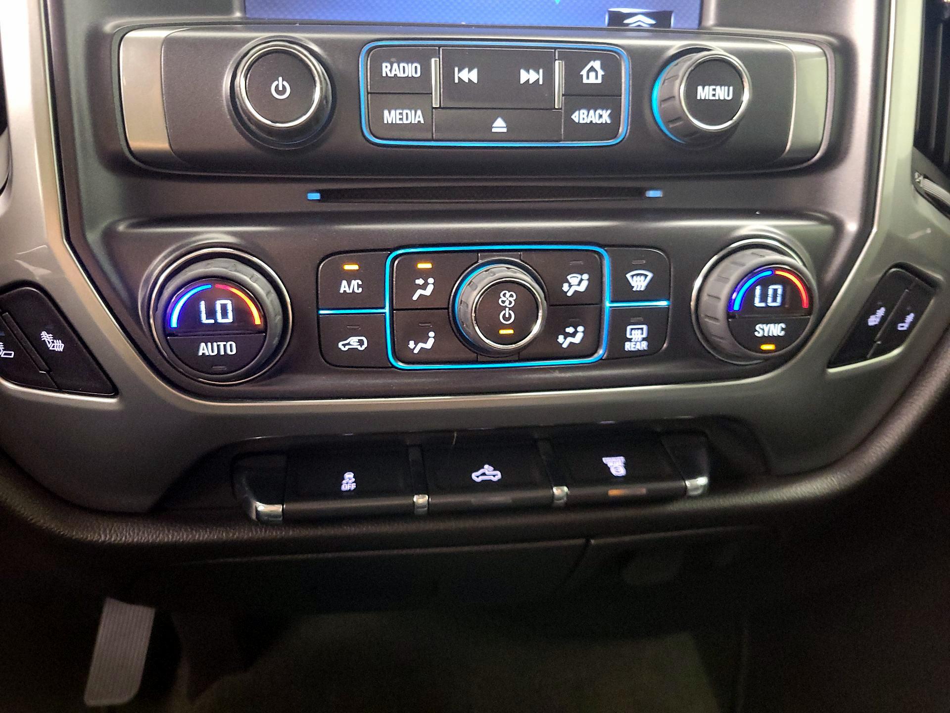 Thumbnail: 2015 Chevrolet Silverado 2500 - 16