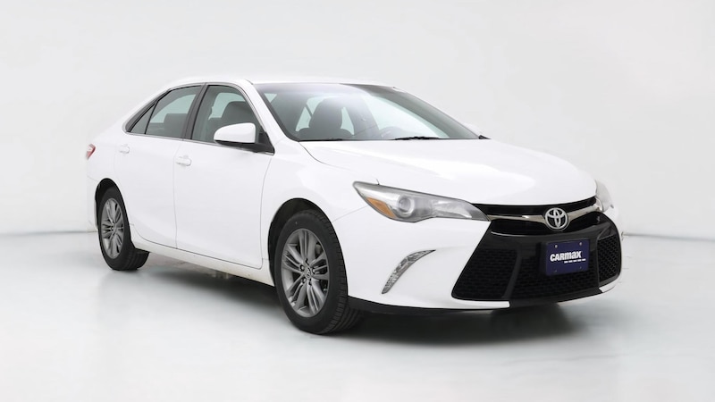 2015 Toyota Camry SE Hero Image