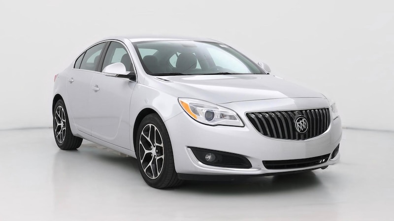 2017 Buick Regal Sport Touring Hero Image