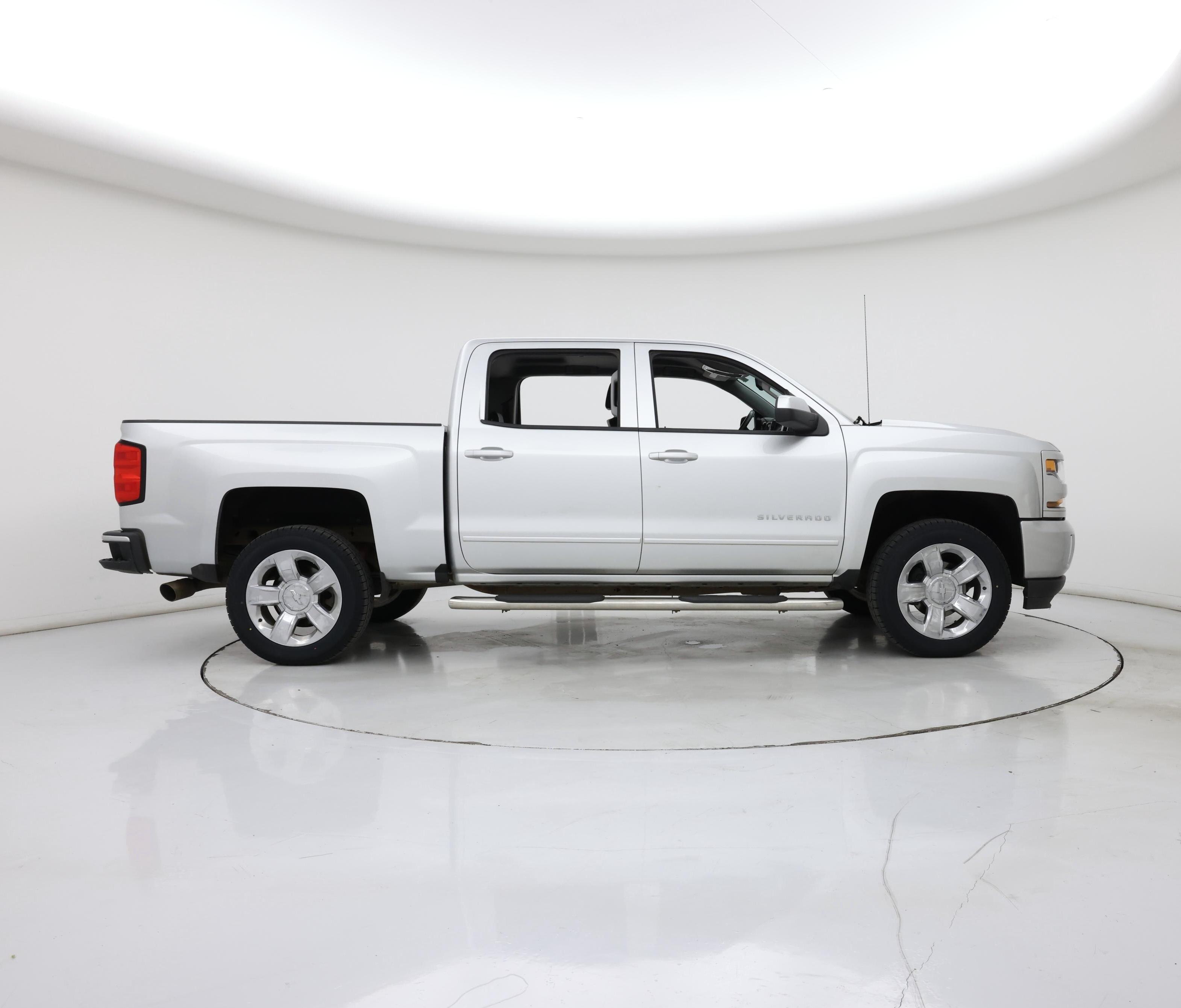 Thumbnail: 2017 Chevrolet Silverado 1500 - 7