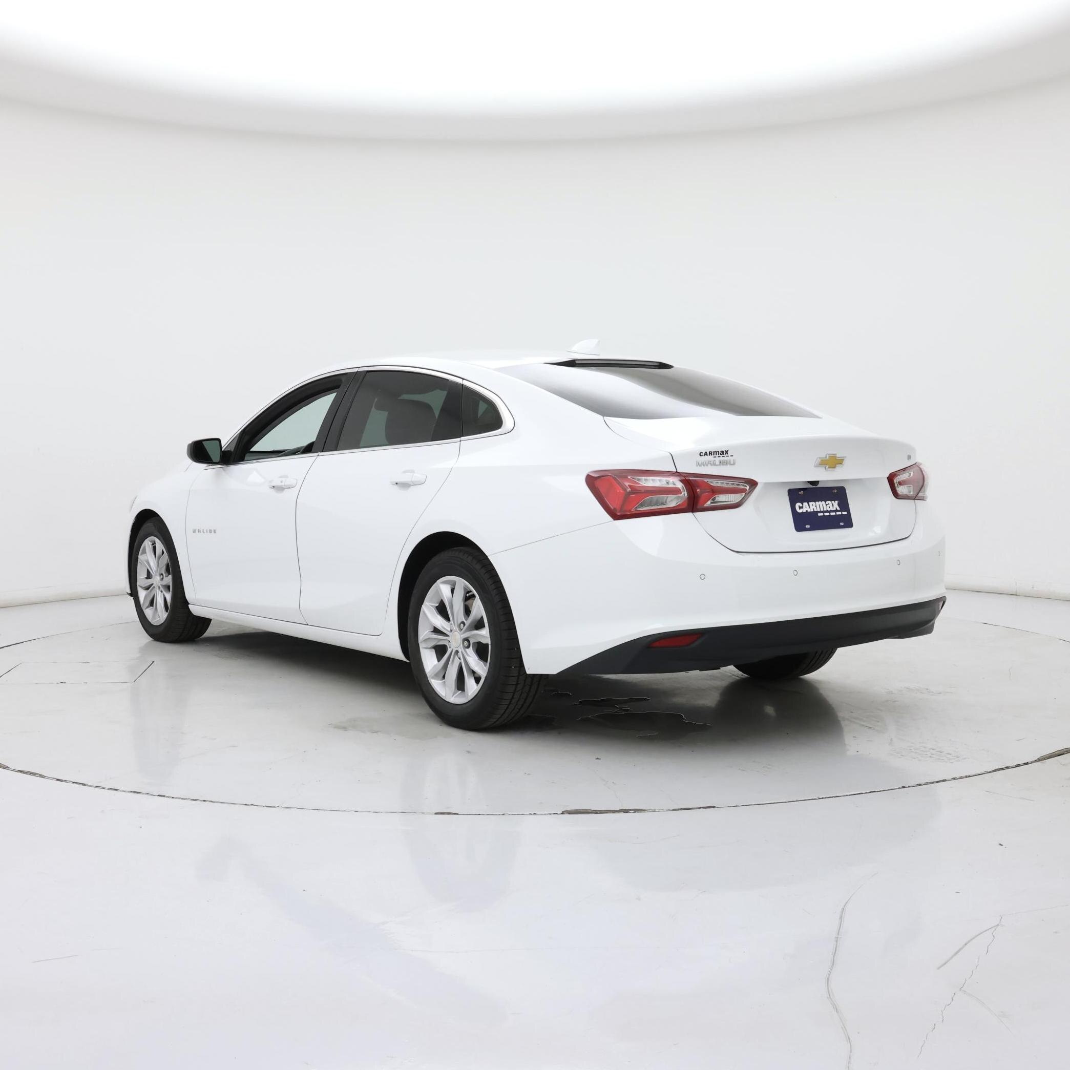 Thumbnail: 2022 Chevrolet Malibu - 2