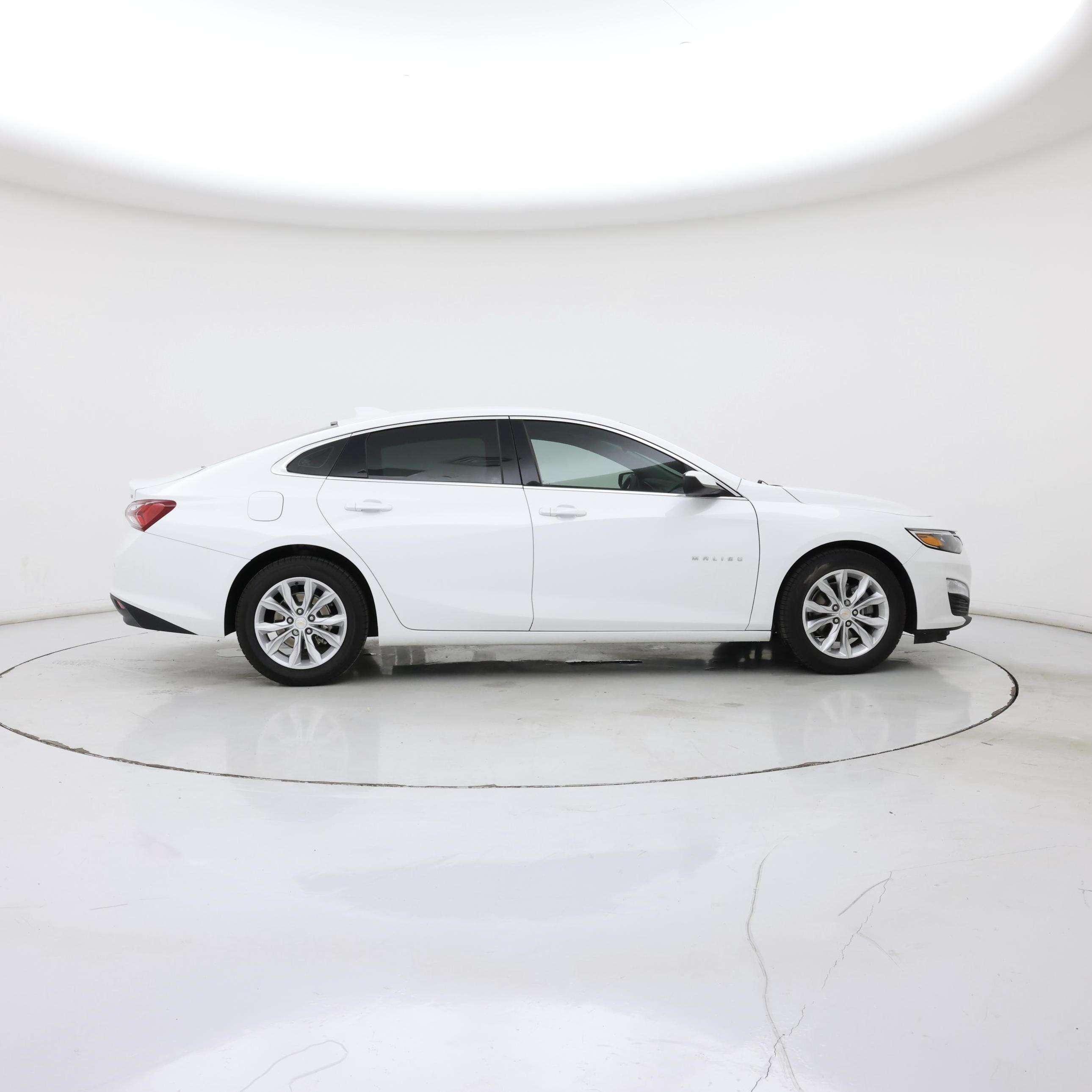 Thumbnail: 2022 Chevrolet Malibu - 7