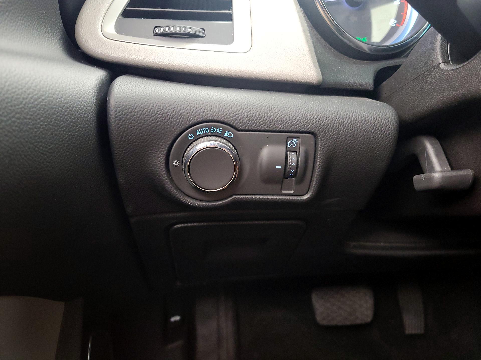 Thumbnail: 2016 Buick Verano - 13