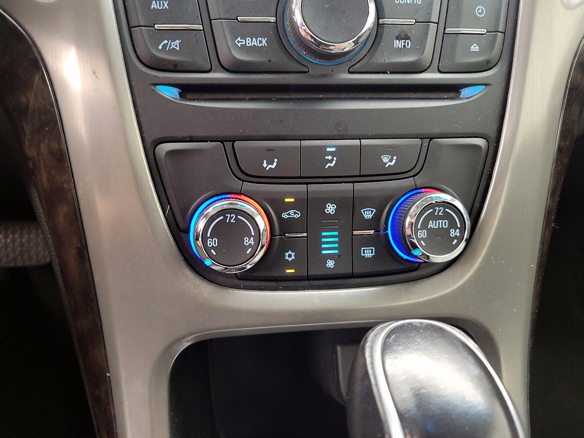 Thumbnail: 2016 Buick Verano - 15