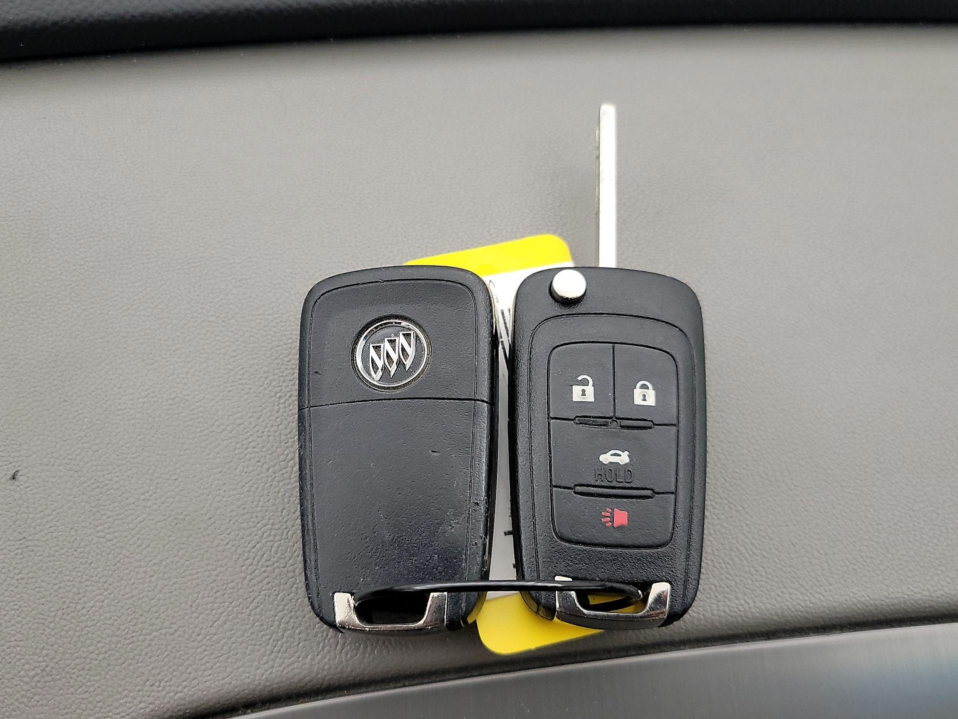 Thumbnail: 2016 Buick Verano - 20
