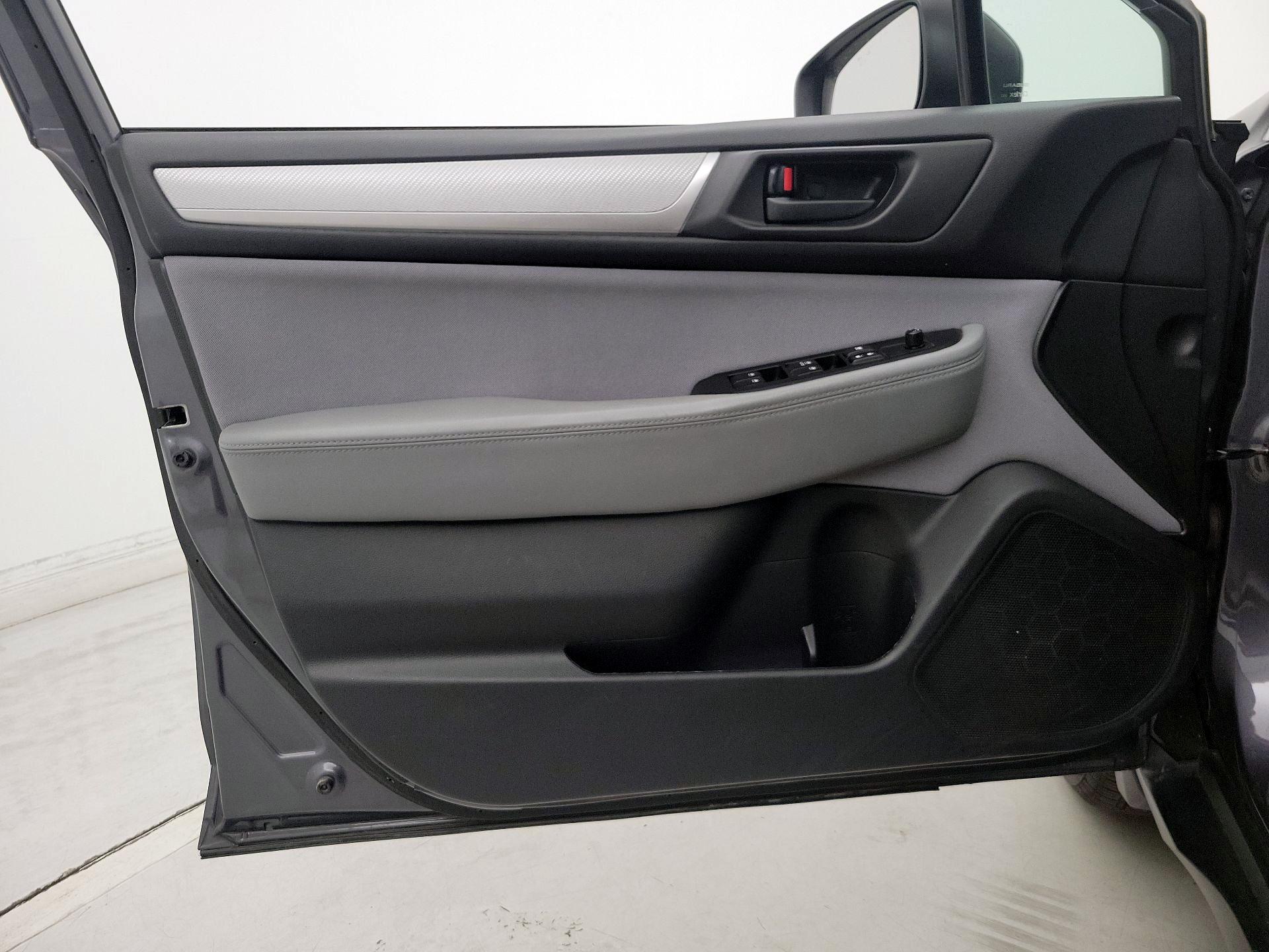 Thumbnail: 2018 Subaru Outback - 12