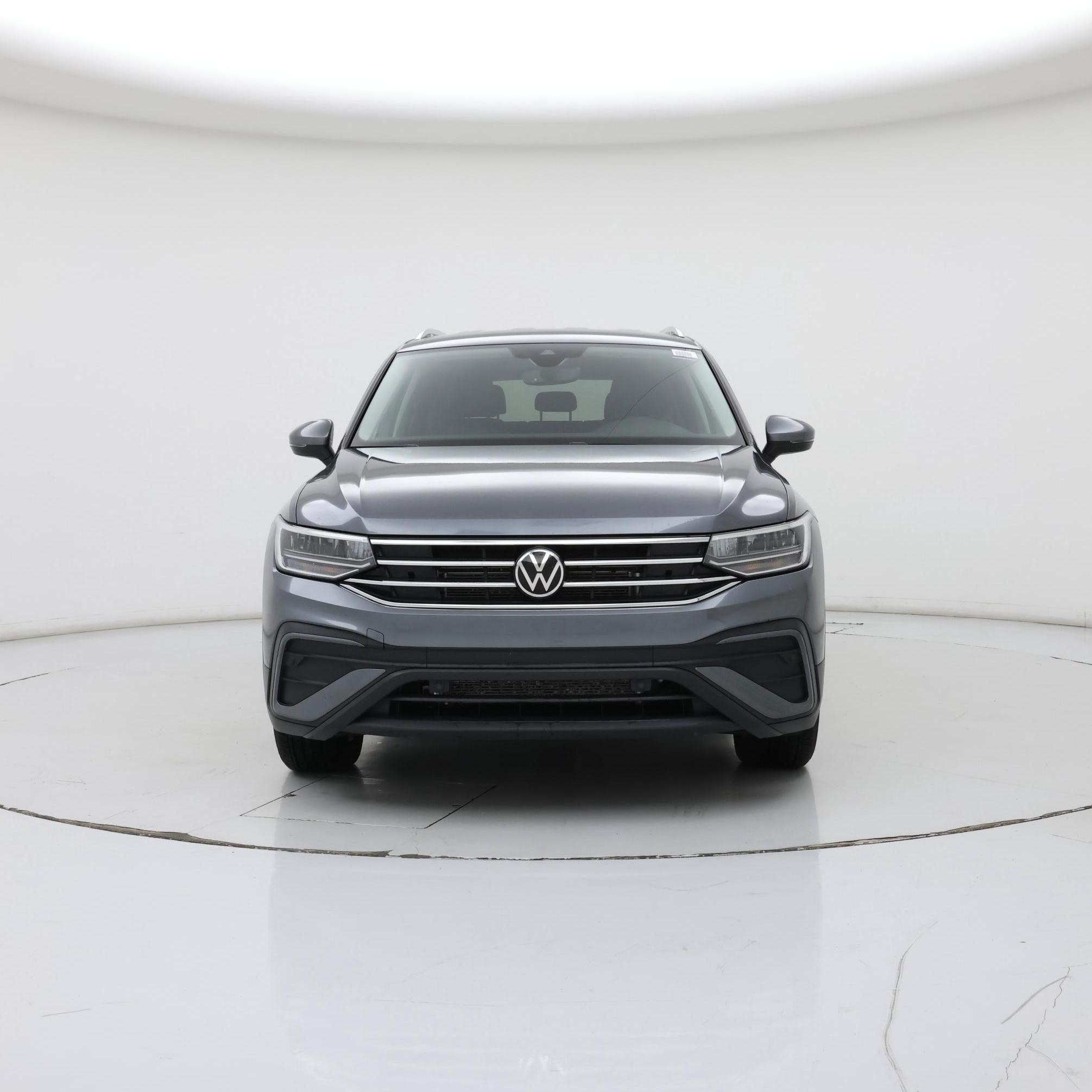 Thumbnail: 2023 Volkswagen Tiguan - 5