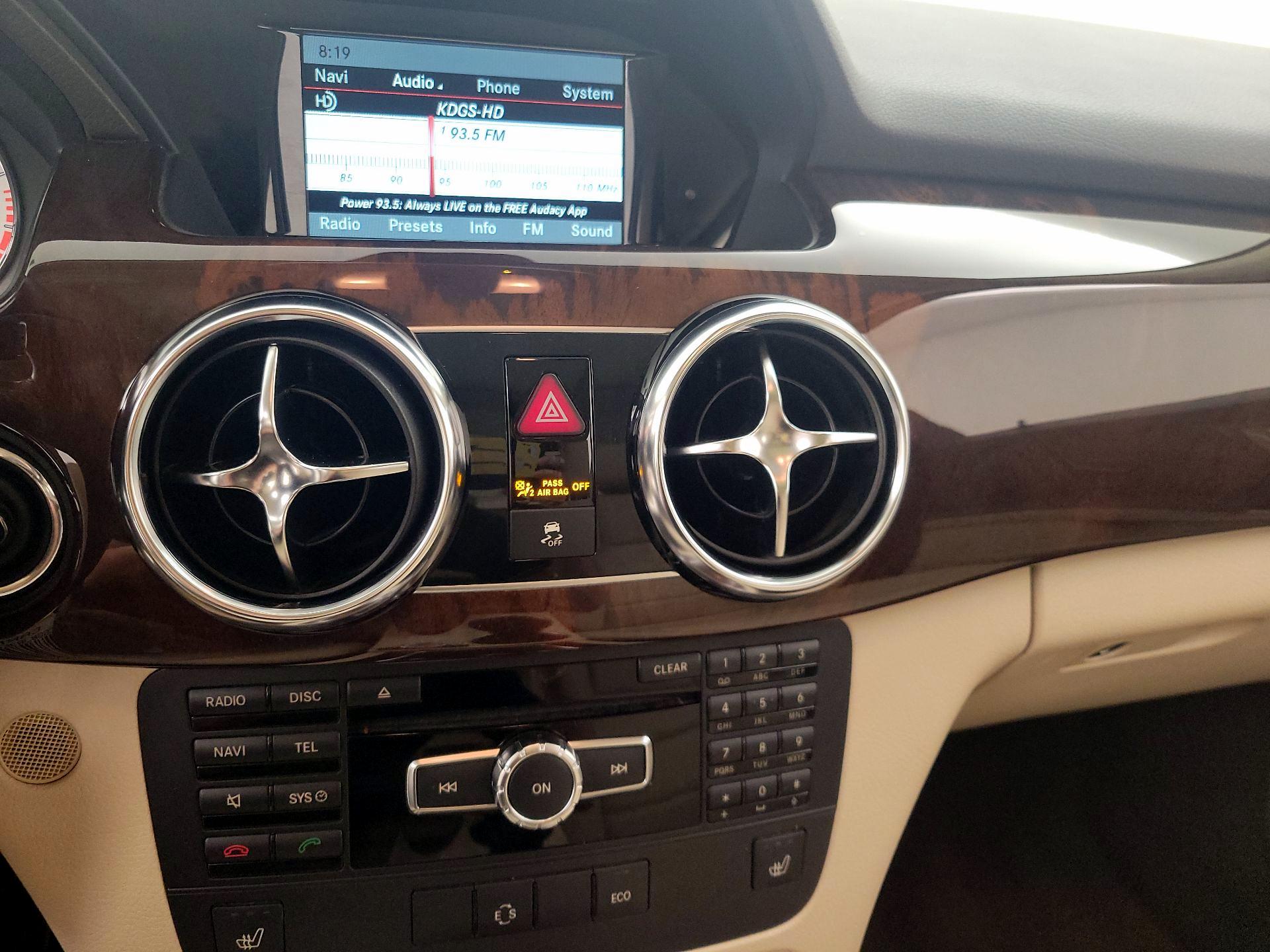 Thumbnail: 2014 Mercedes-Benz GLK - 14