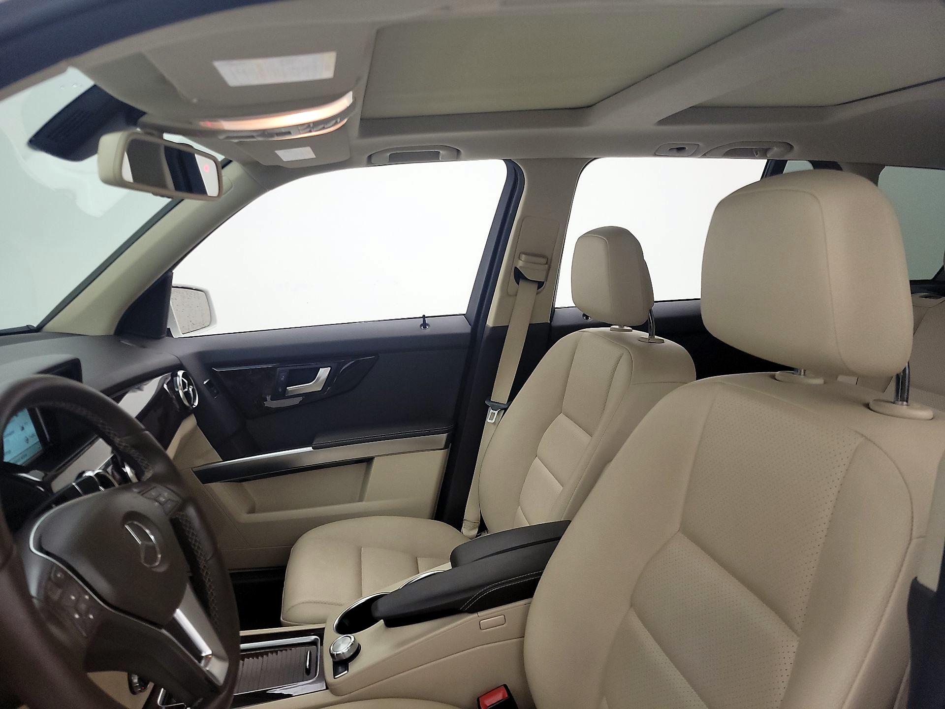 Thumbnail: 2014 Mercedes-Benz GLK - 18