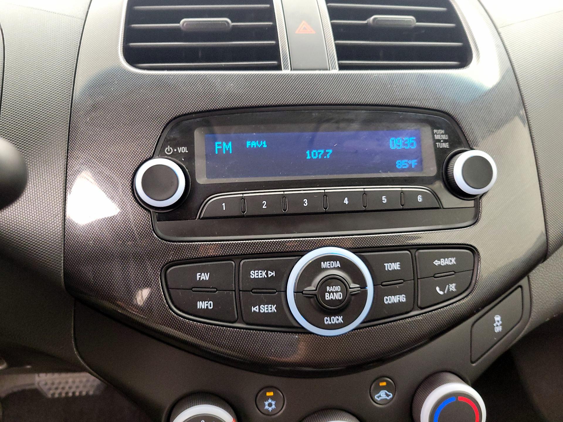 Thumbnail: 2014 Chevrolet Spark - 14