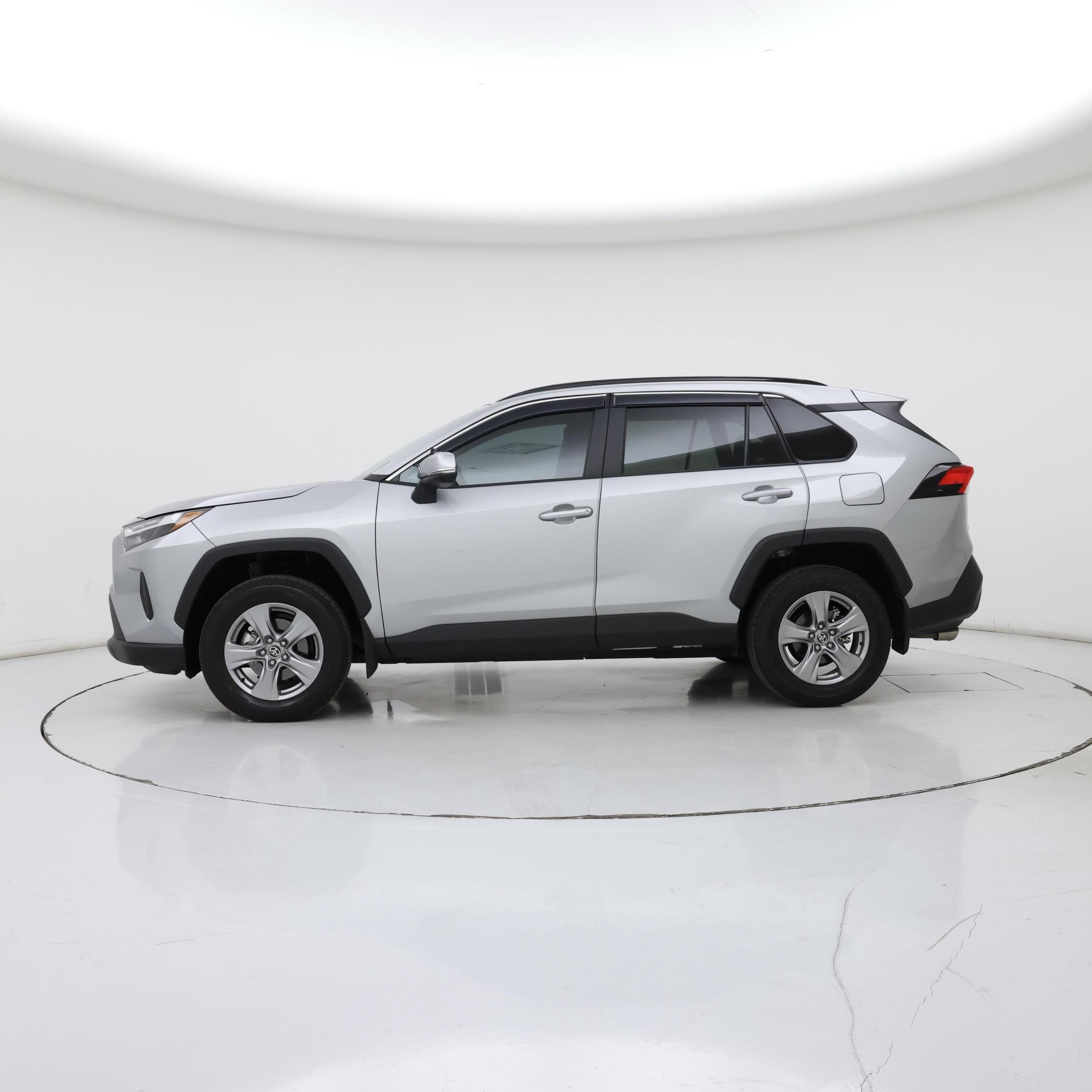 Thumbnail: 2025 Toyota RAV4 - 3