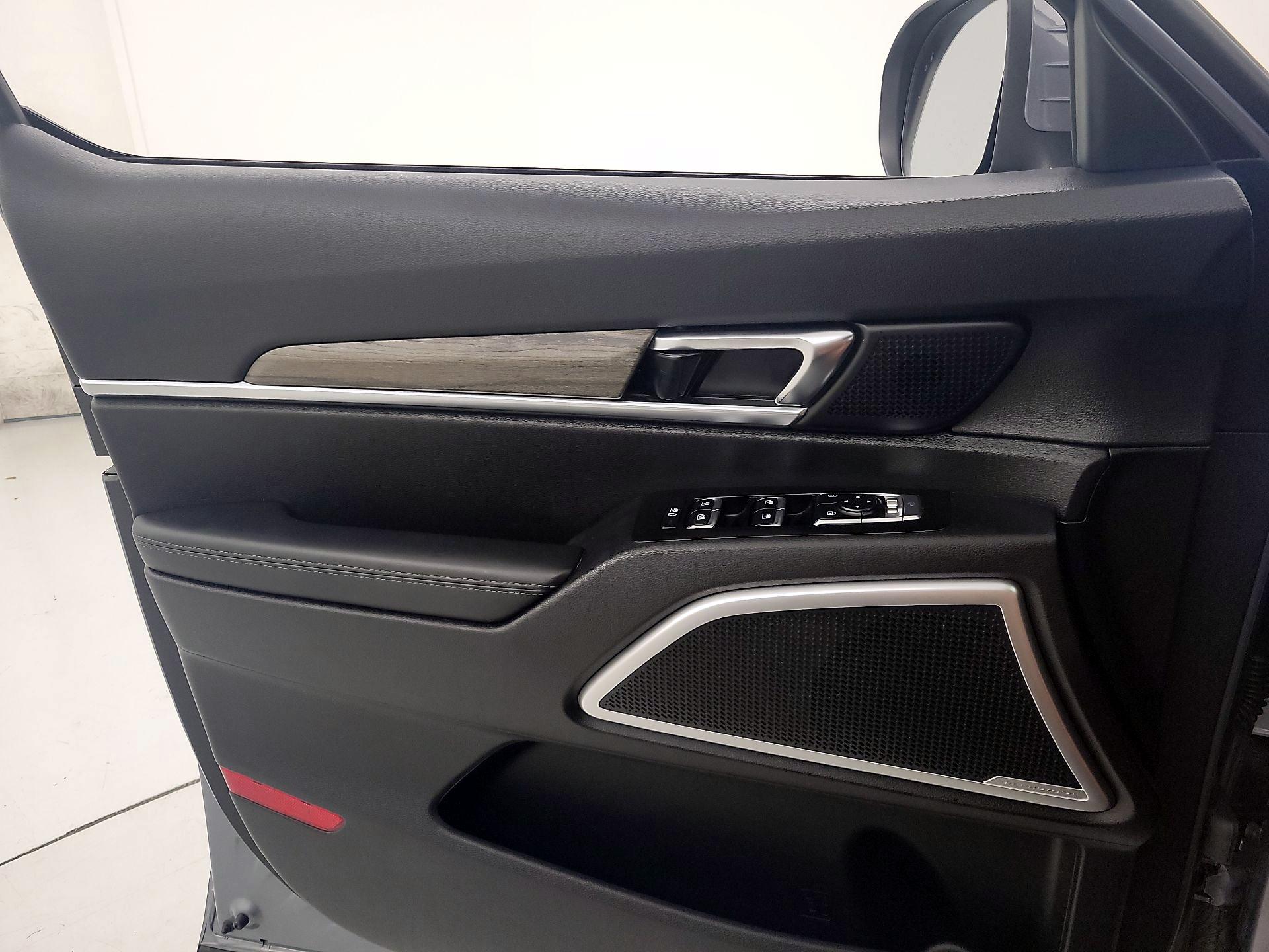 Thumbnail: 2022 Kia Telluride - 12