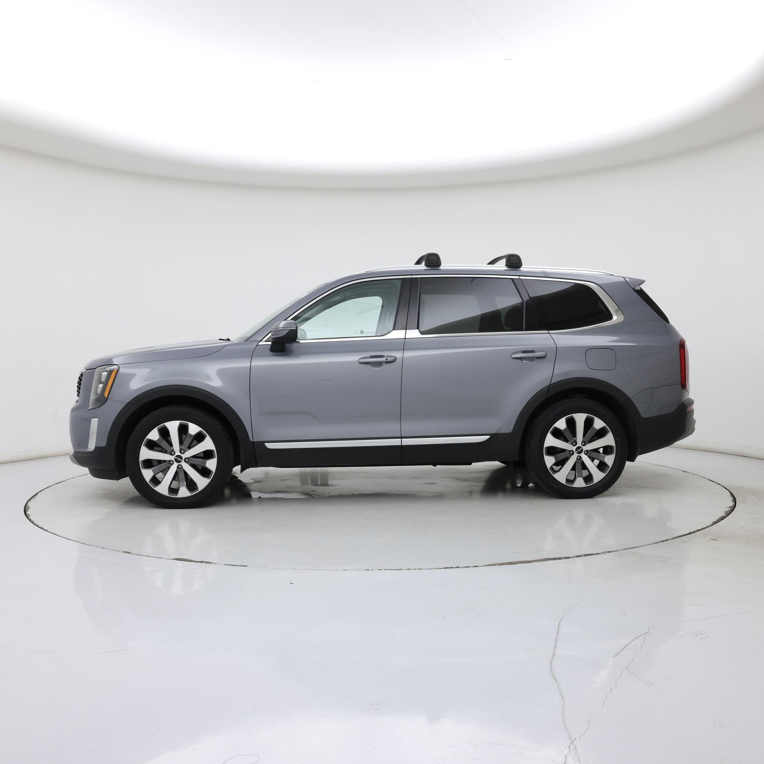 Thumbnail: 2022 Kia Telluride - 3