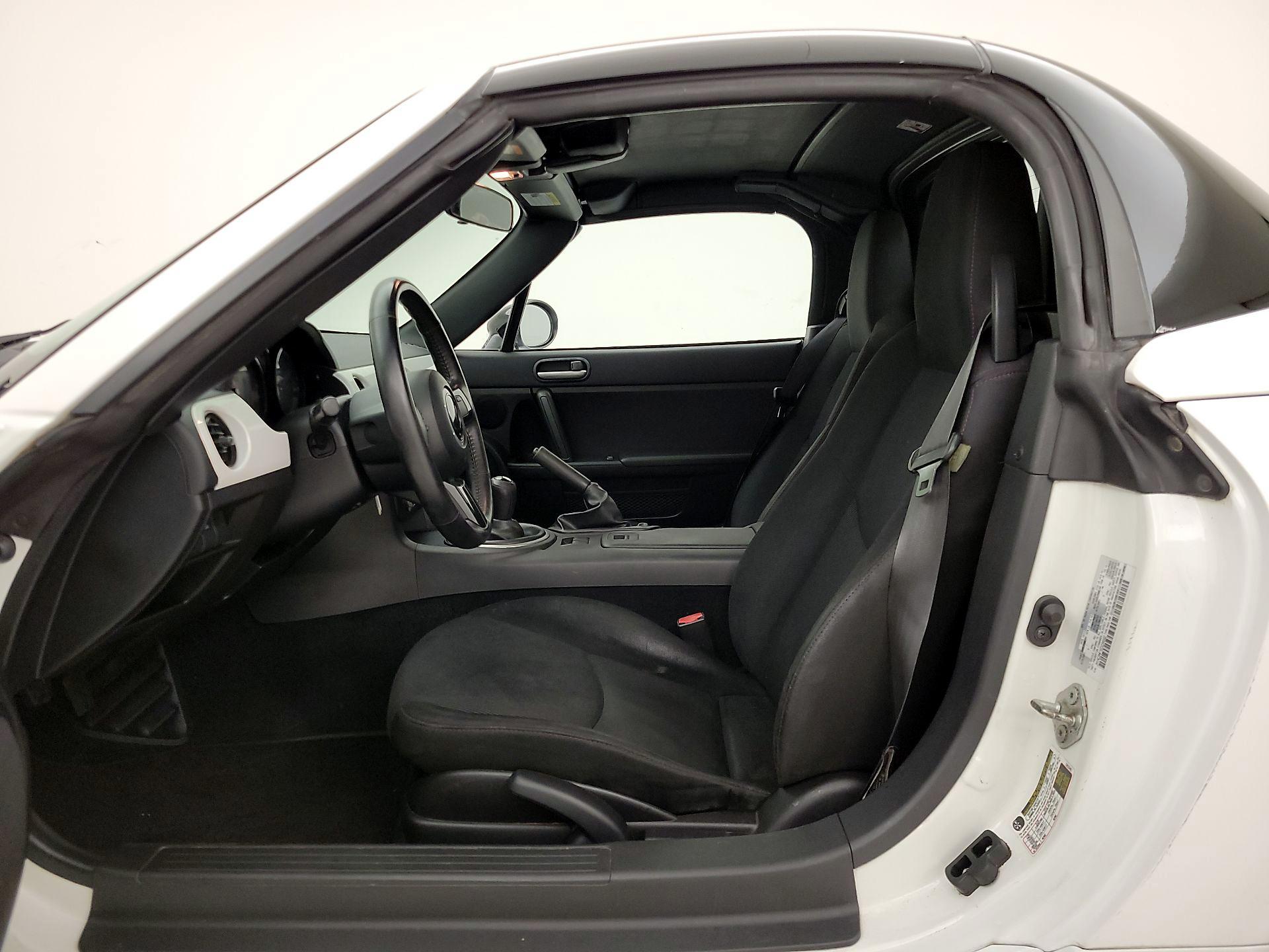 Thumbnail: 2014 Mazda MX-5 Miata - 11