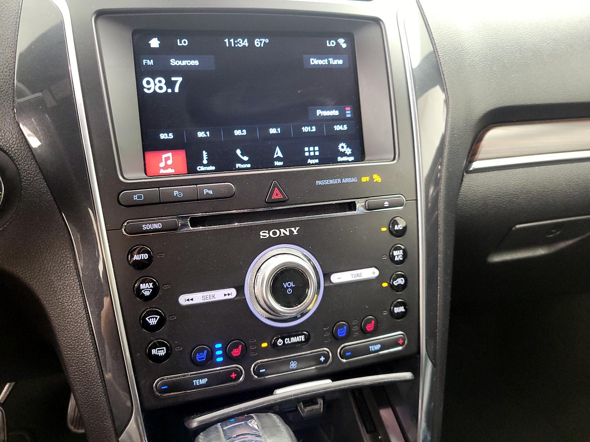 Thumbnail: 2018 Ford Explorer - 16
