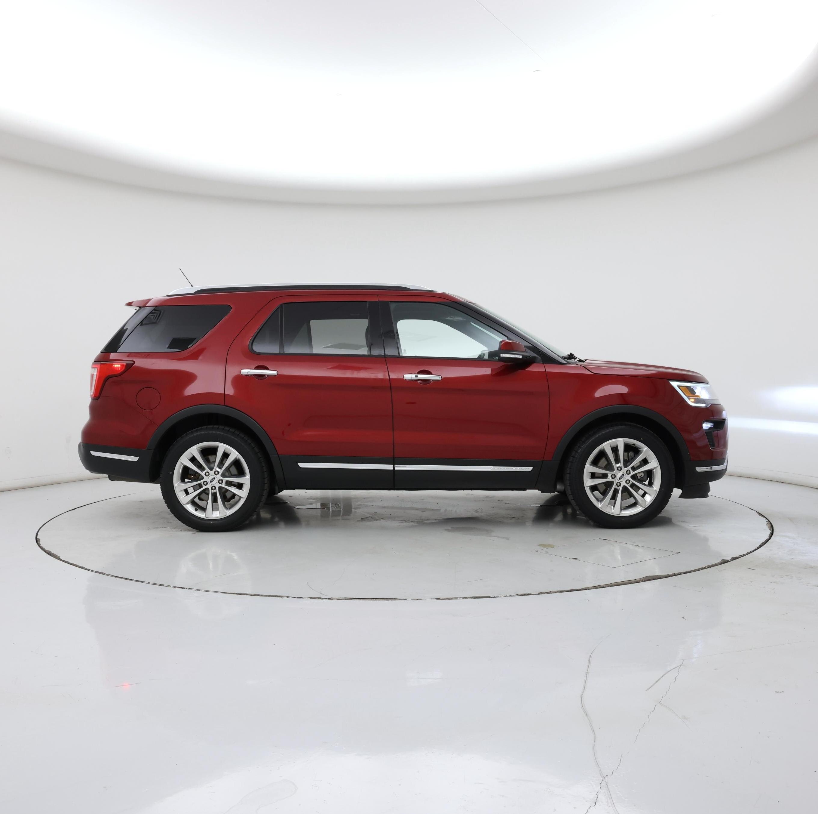 Thumbnail: 2018 Ford Explorer - 7
