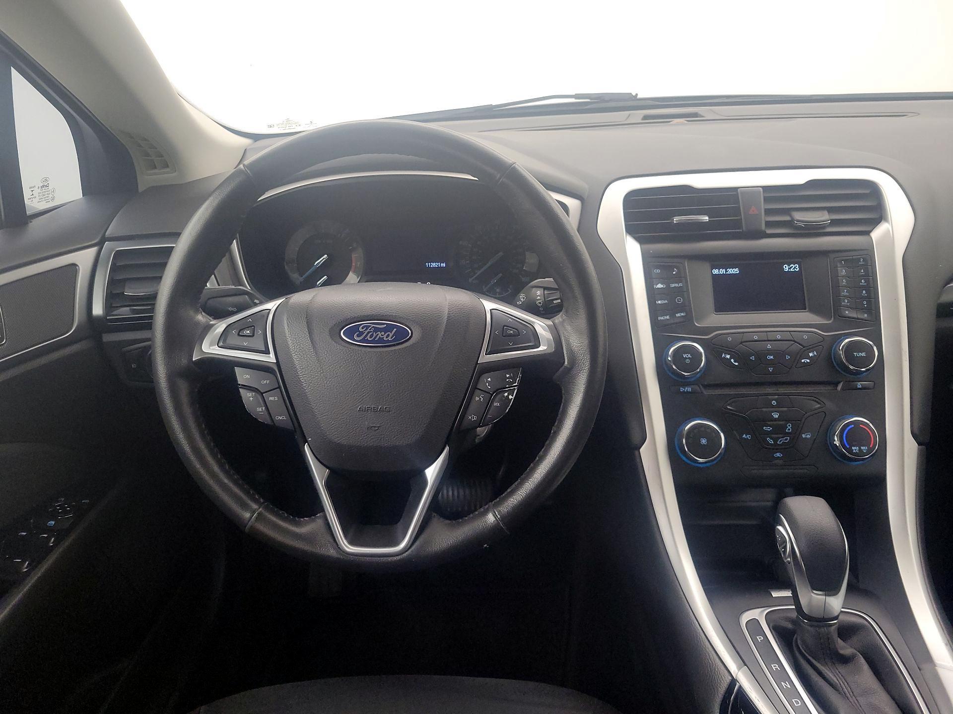 Thumbnail: 2013 Ford Fusion - 10