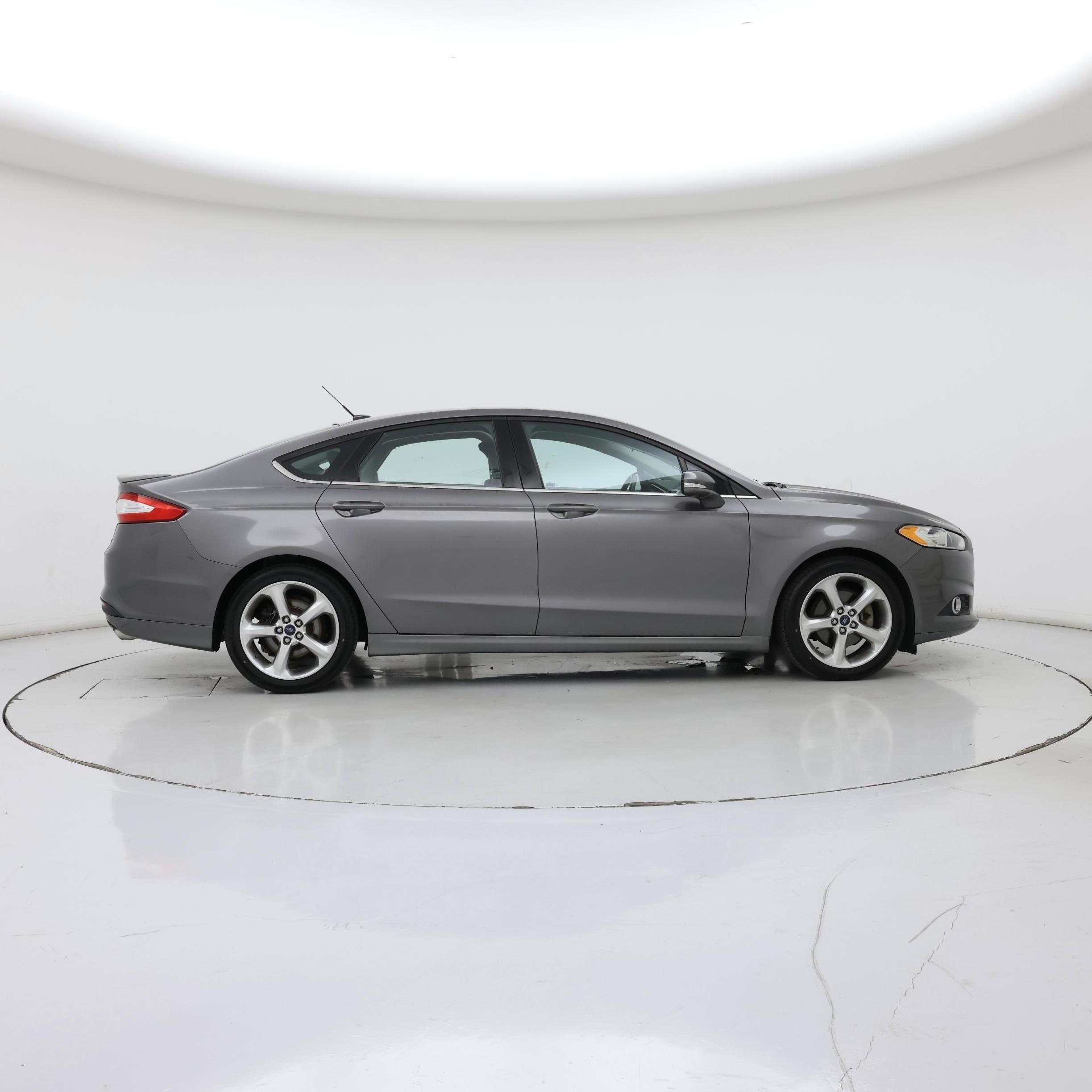 Thumbnail: 2013 Ford Fusion - 7
