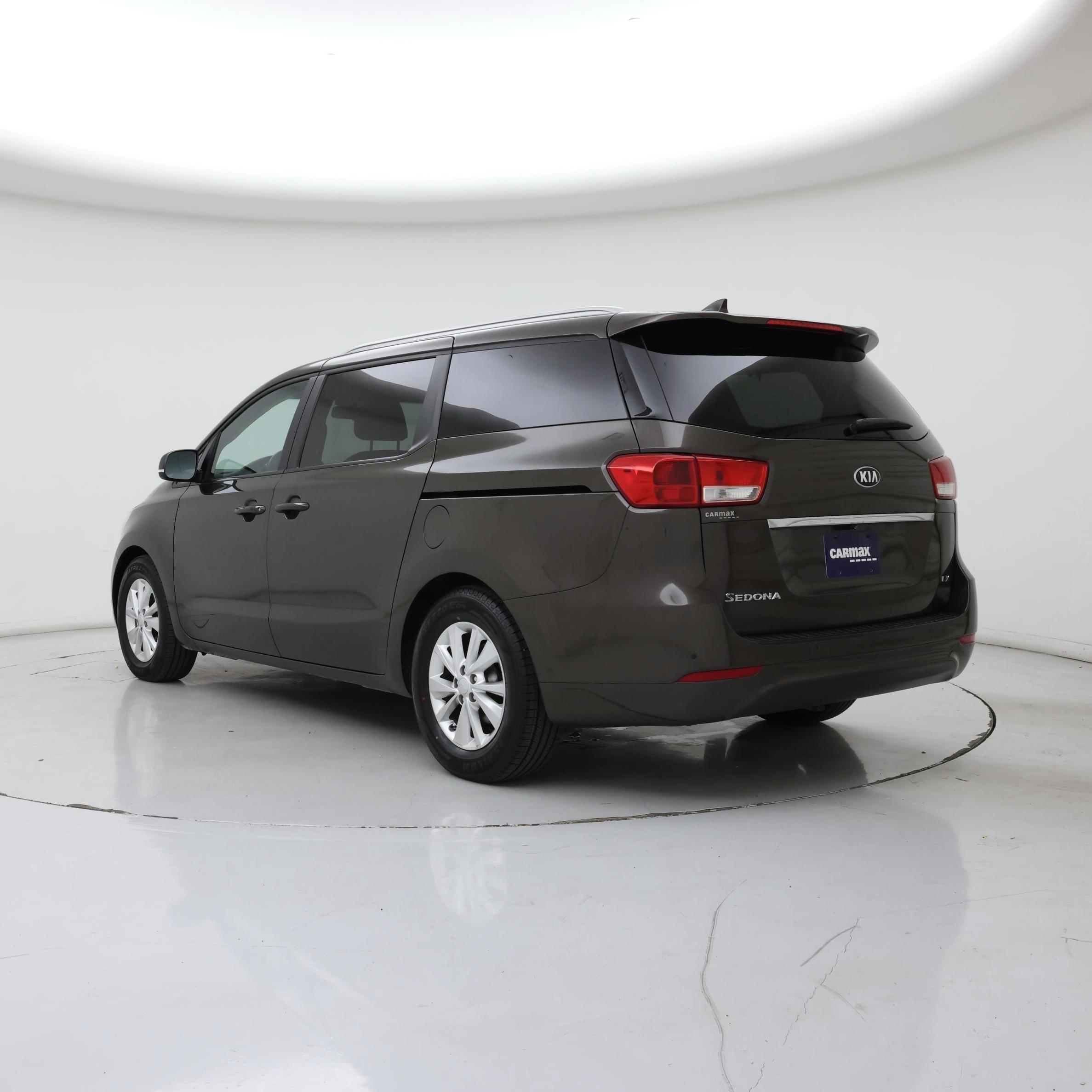 Thumbnail: 2017 Kia Sedona - 2