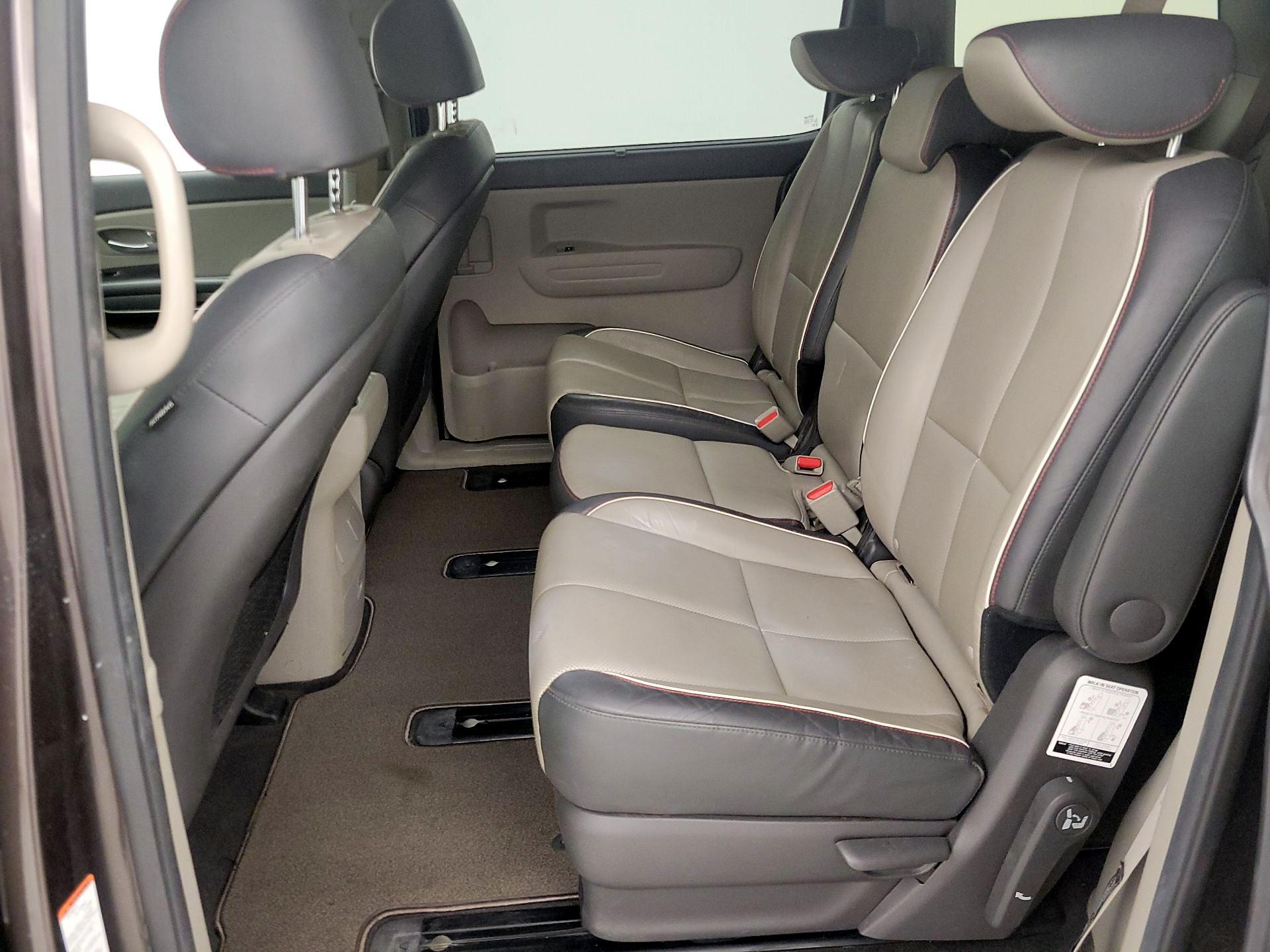 Thumbnail: 2017 Kia Sedona - 19