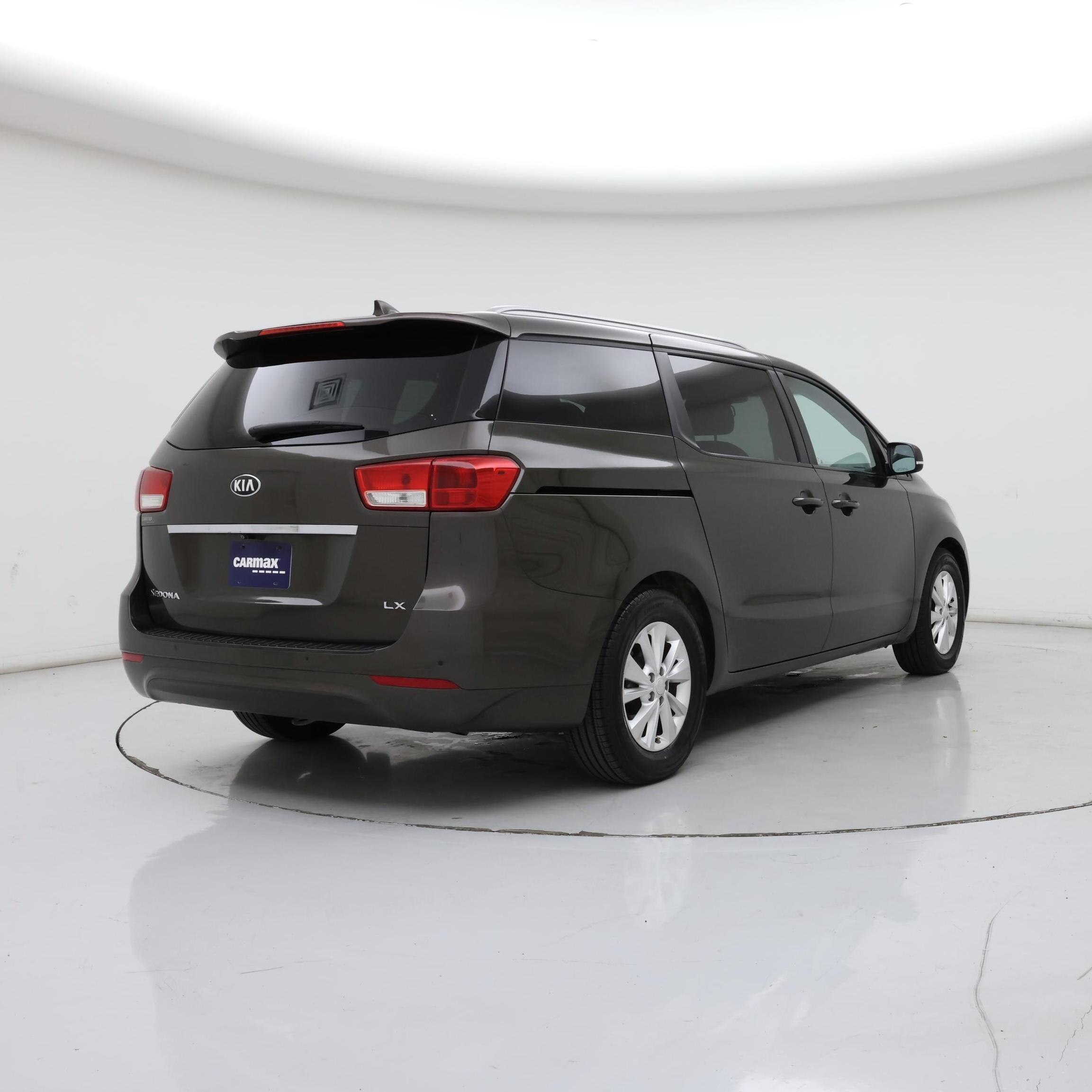 Thumbnail: 2017 Kia Sedona - 8