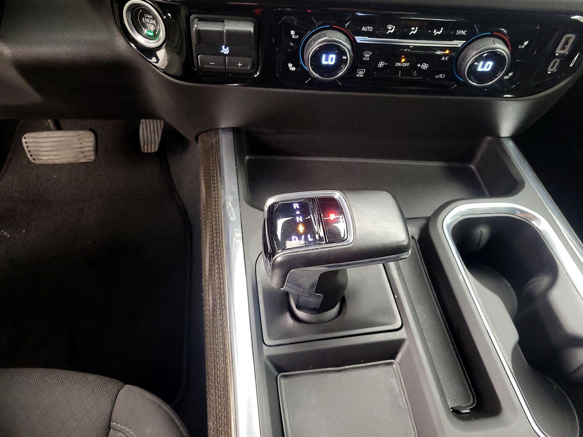Thumbnail: 2023 Chevrolet Silverado 1500 - 17