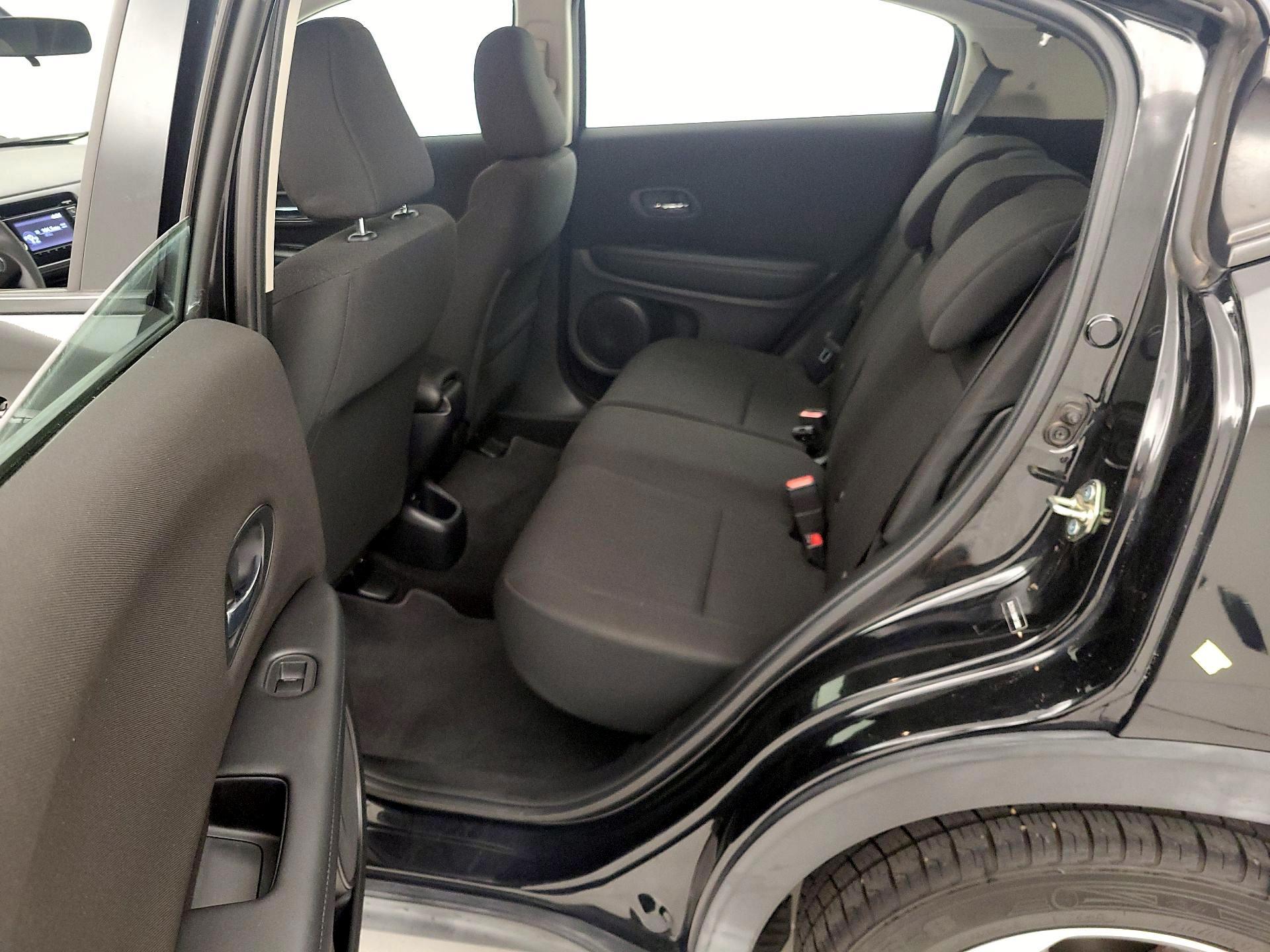 Thumbnail: 2017 Honda HR-V - 18