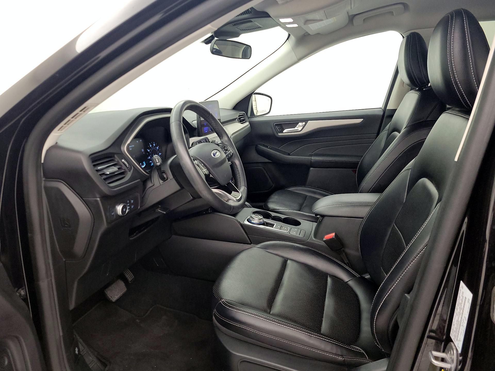 Thumbnail: 2021 Ford Escape - 11