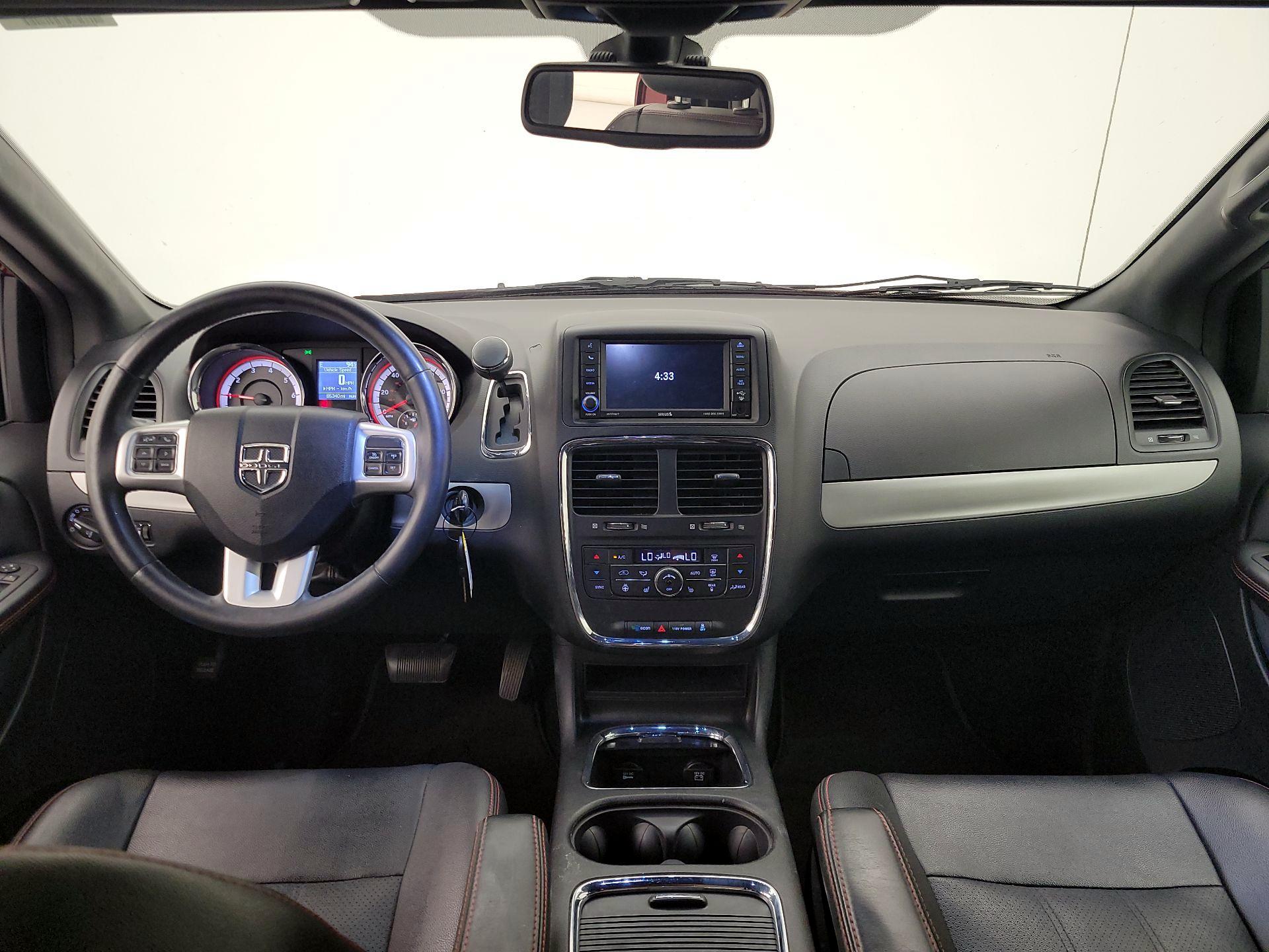 Thumbnail: 2019 Dodge Grand Caravan - 9