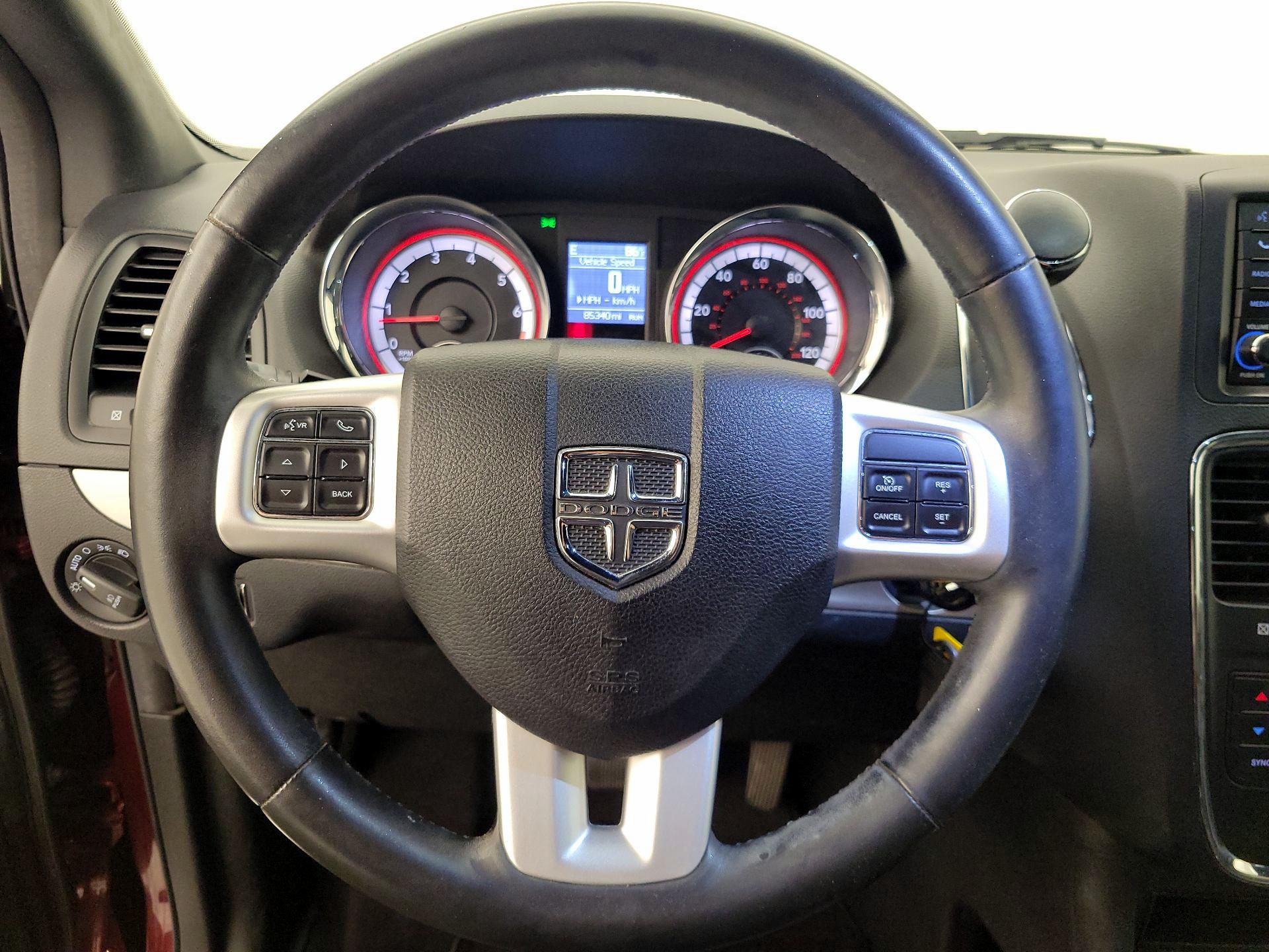 Thumbnail: 2019 Dodge Grand Caravan - 10