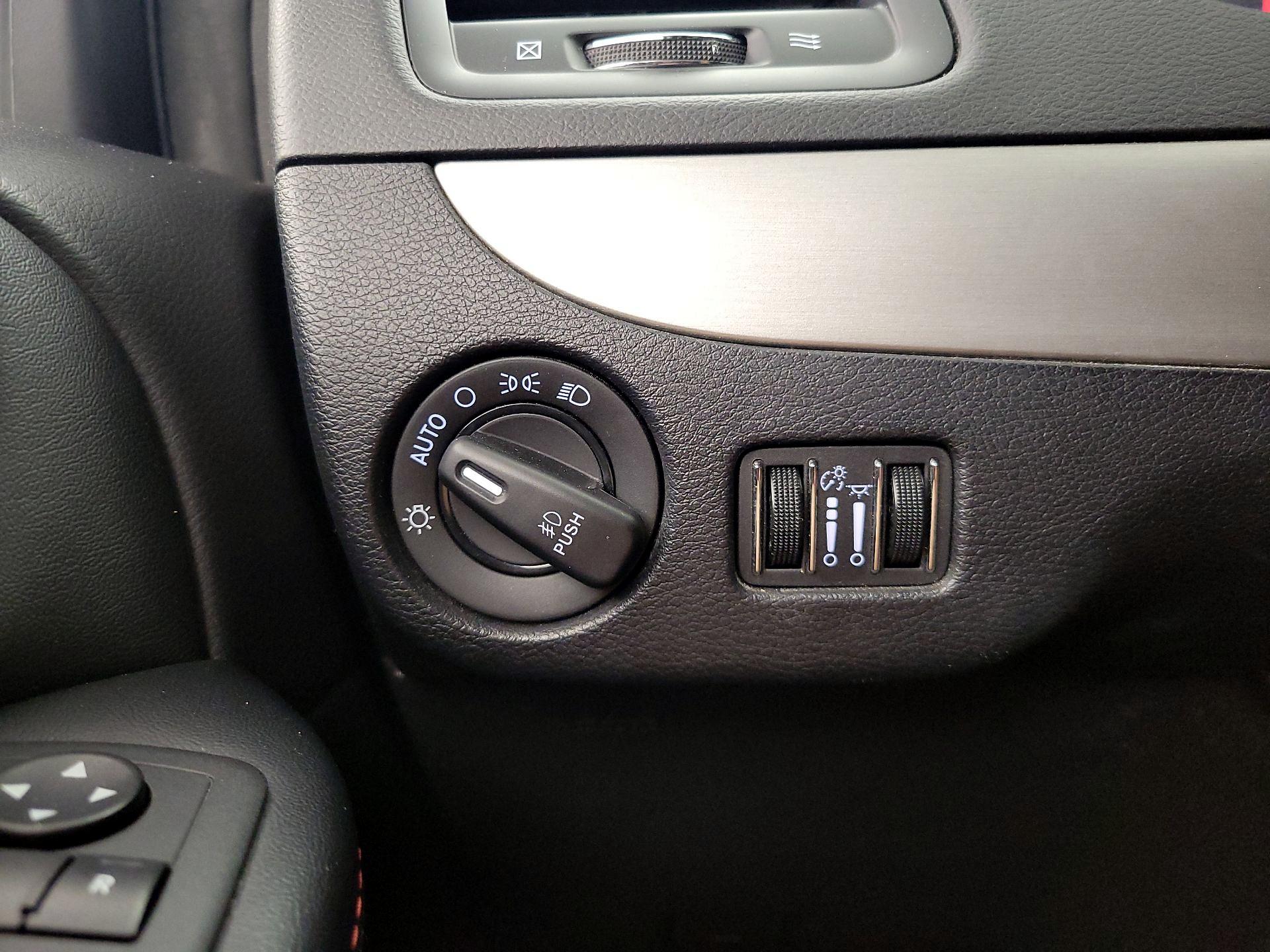 Thumbnail: 2019 Dodge Grand Caravan - 13