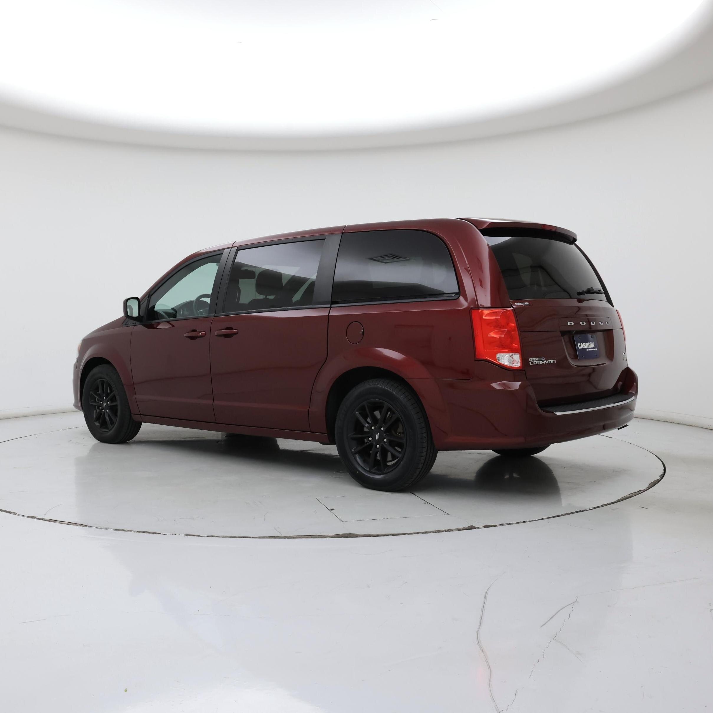 Thumbnail: 2019 Dodge Grand Caravan - 2