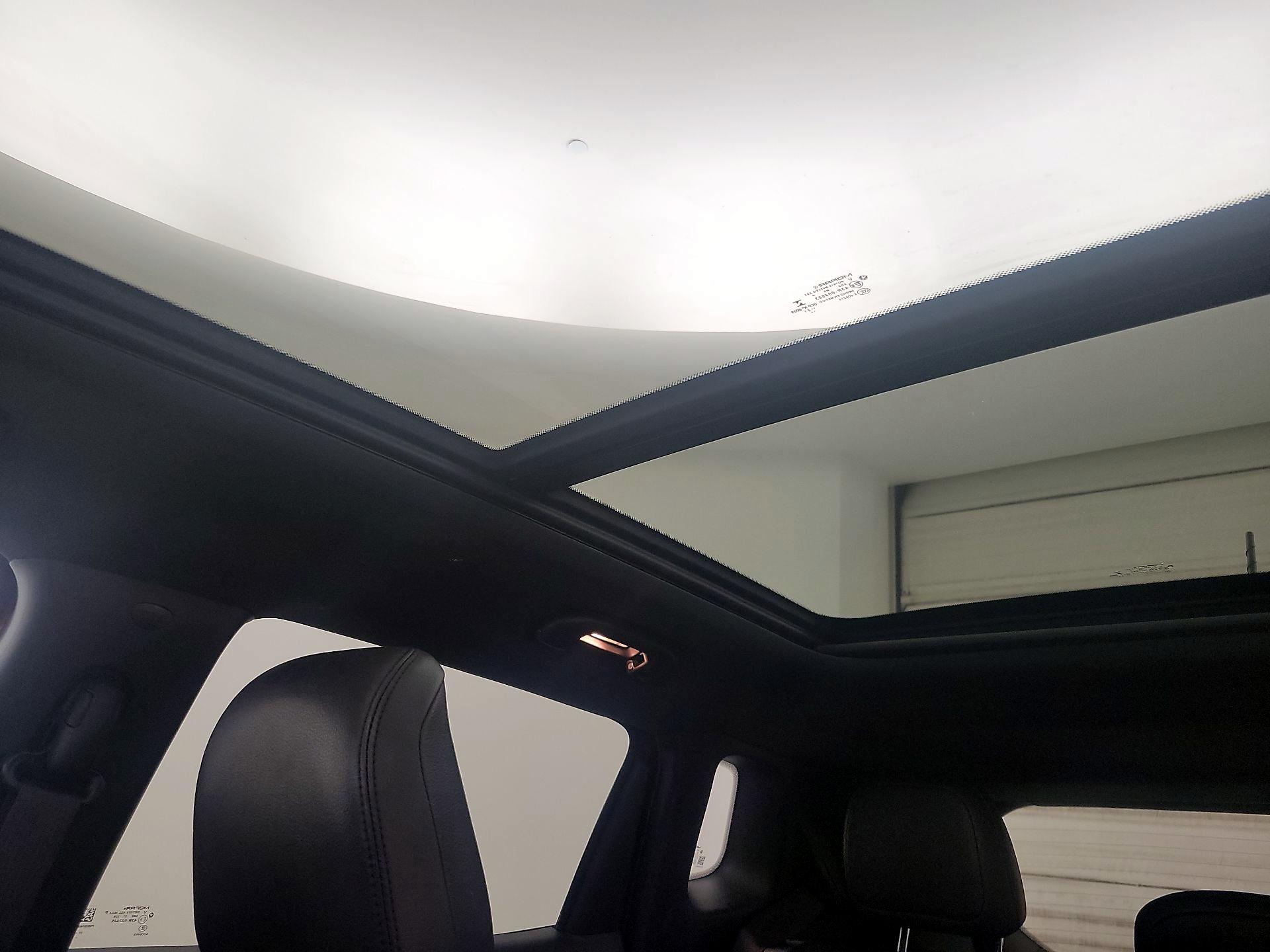 Thumbnail: 2022 Jeep Compass - 20
