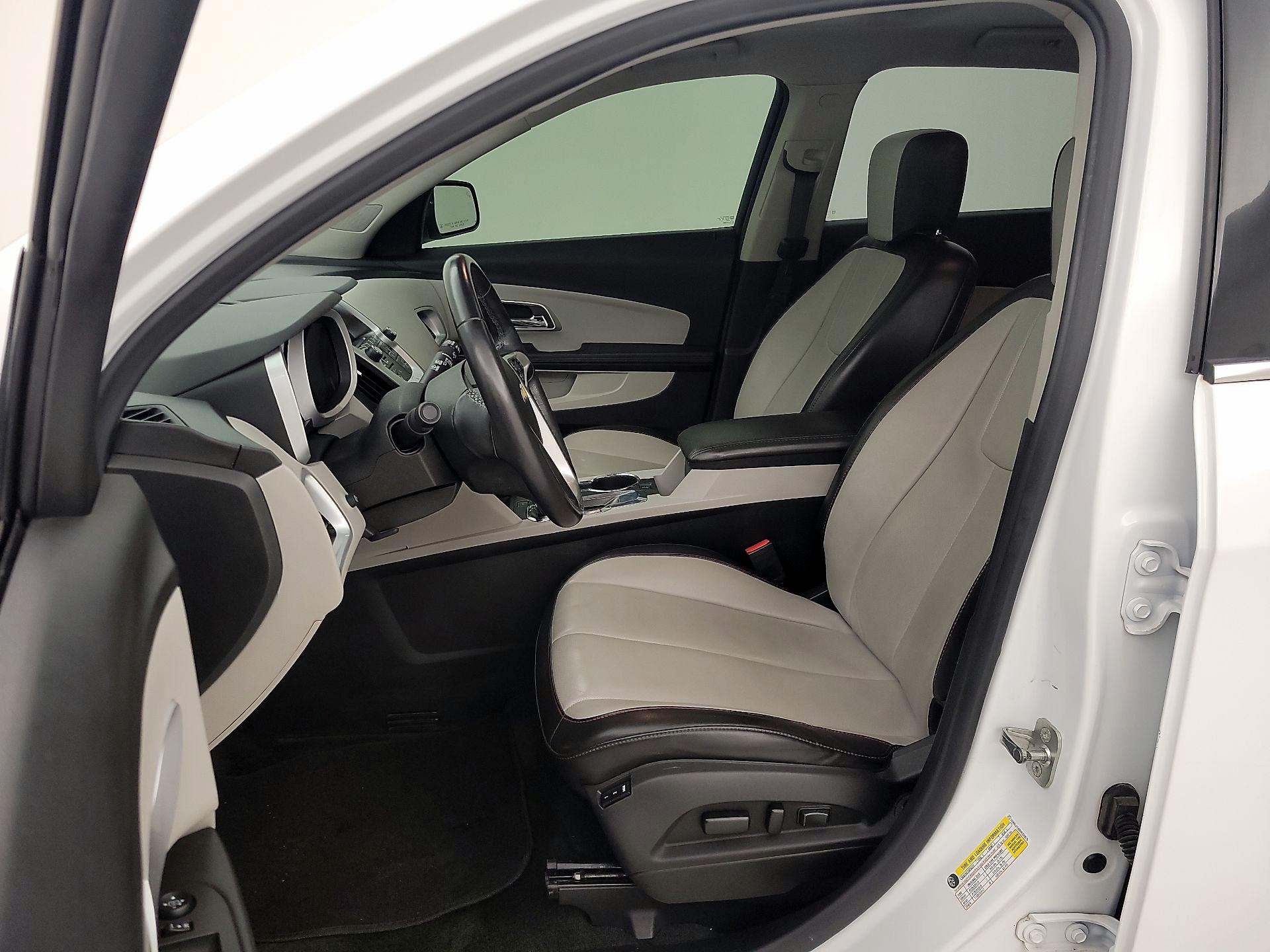 Thumbnail: 2017 Chevrolet Equinox - 11
