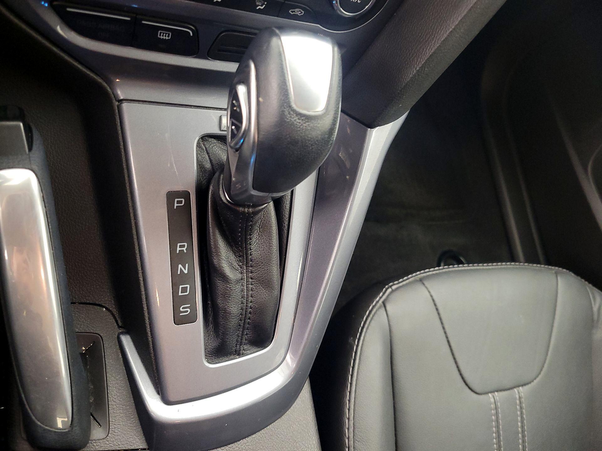 Thumbnail: 2014 Ford Focus - 17
