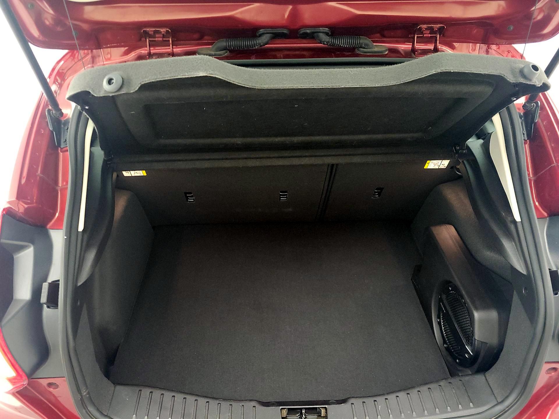 Thumbnail: 2014 Ford Focus - 20