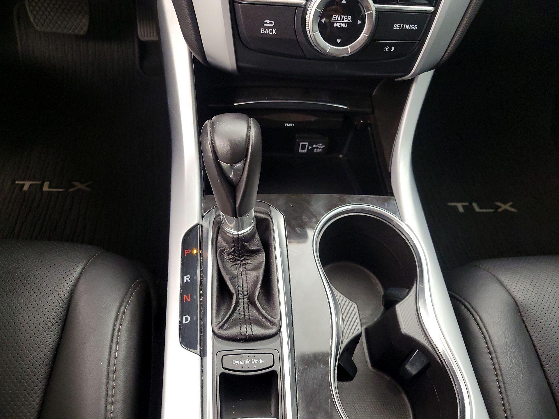 Thumbnail: 2019 Acura TLX - 17