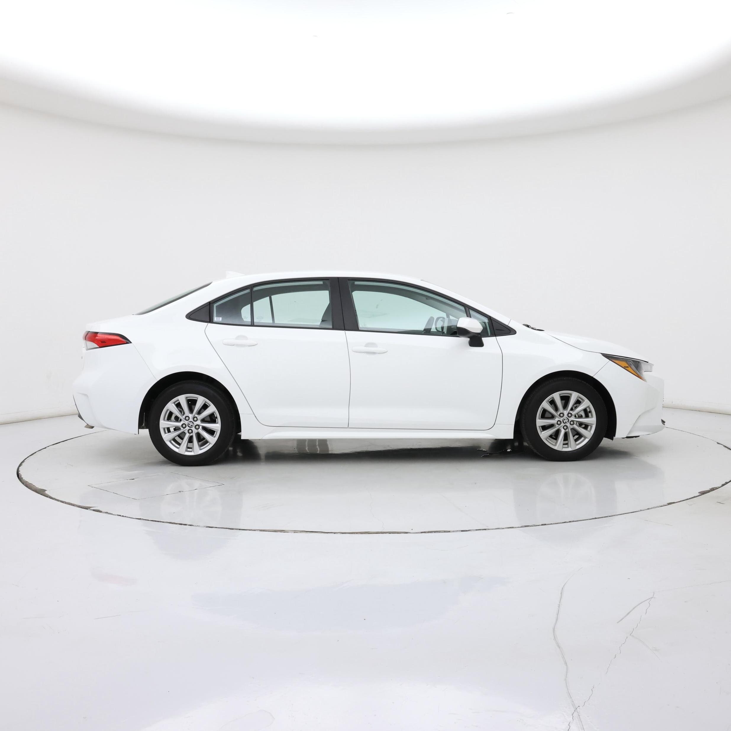 Thumbnail: 2023 Toyota Corolla - 7