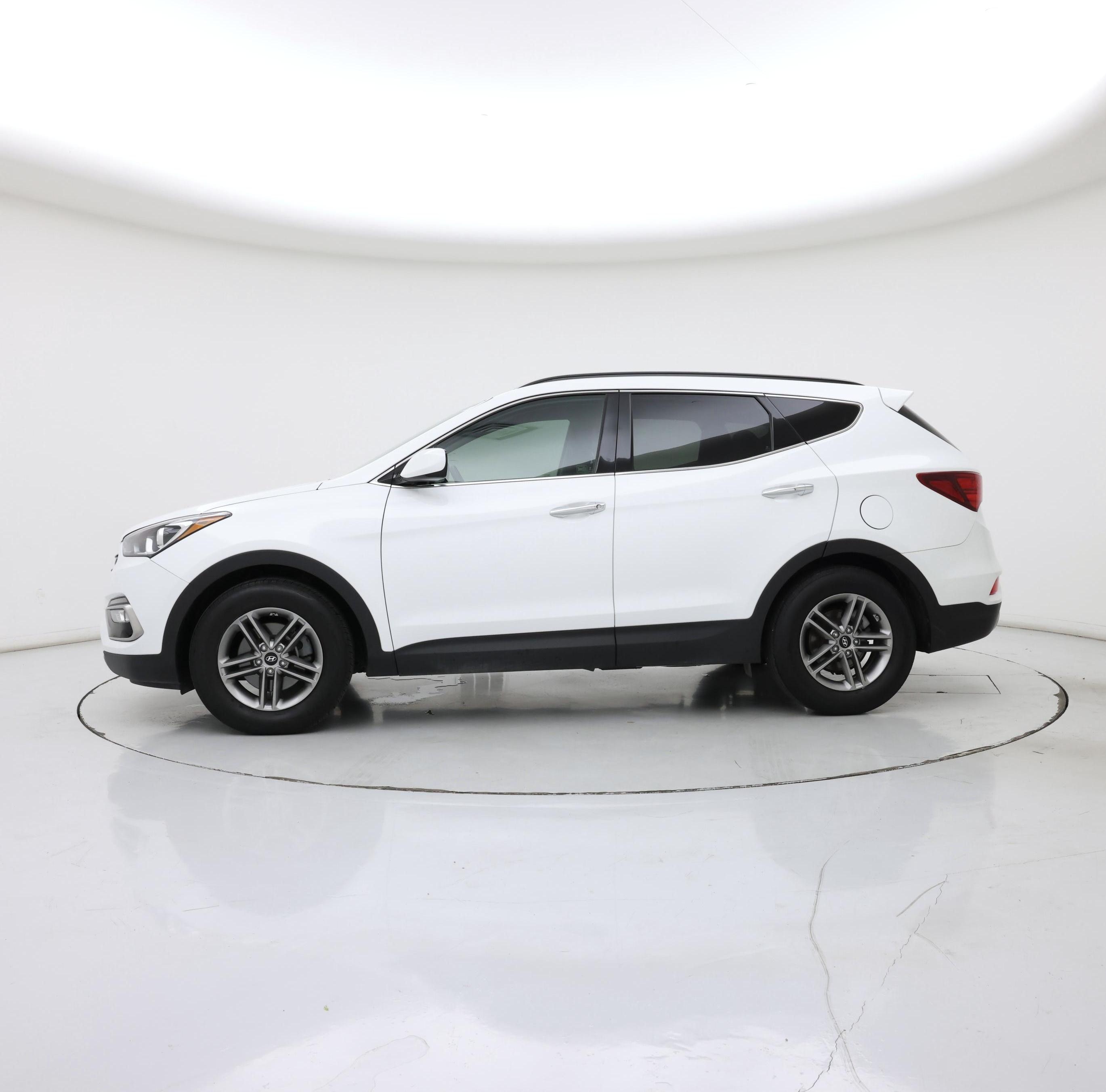Thumbnail: 2017 Hyundai Santa Fe - 3