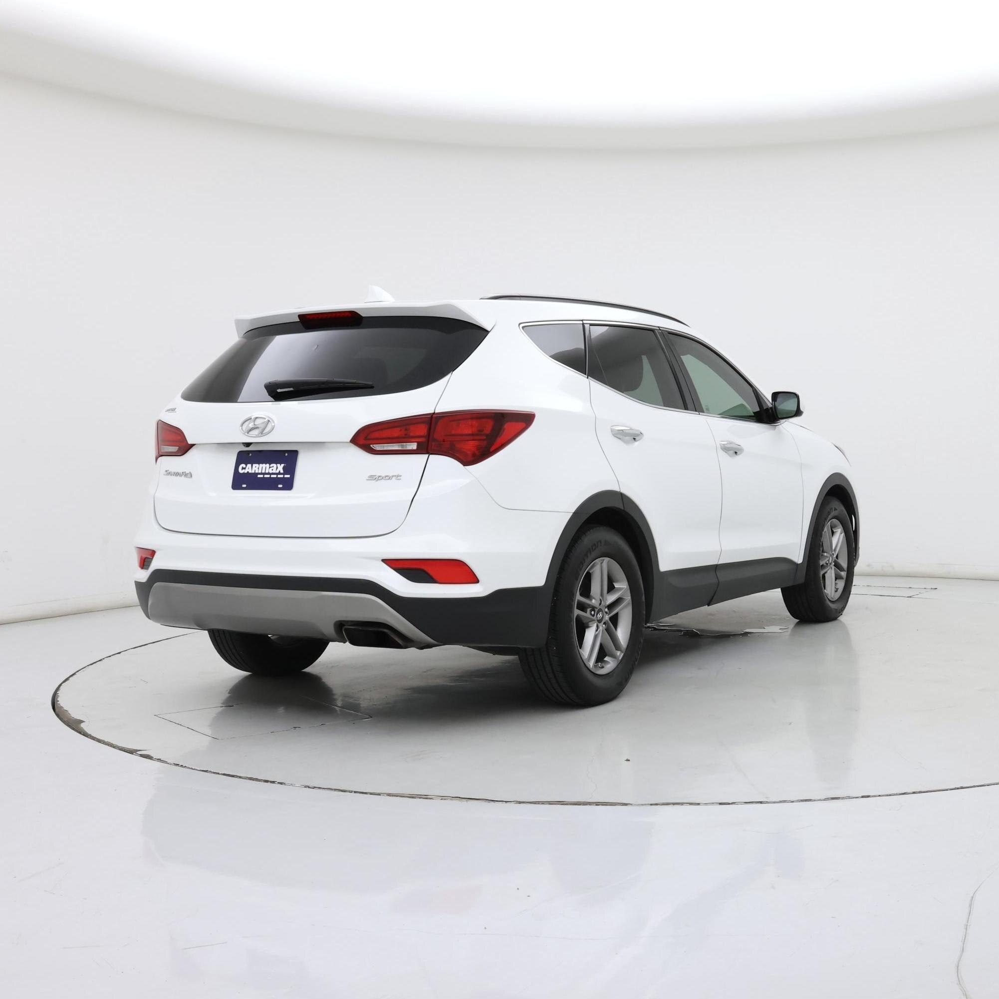 Thumbnail: 2017 Hyundai Santa Fe - 8