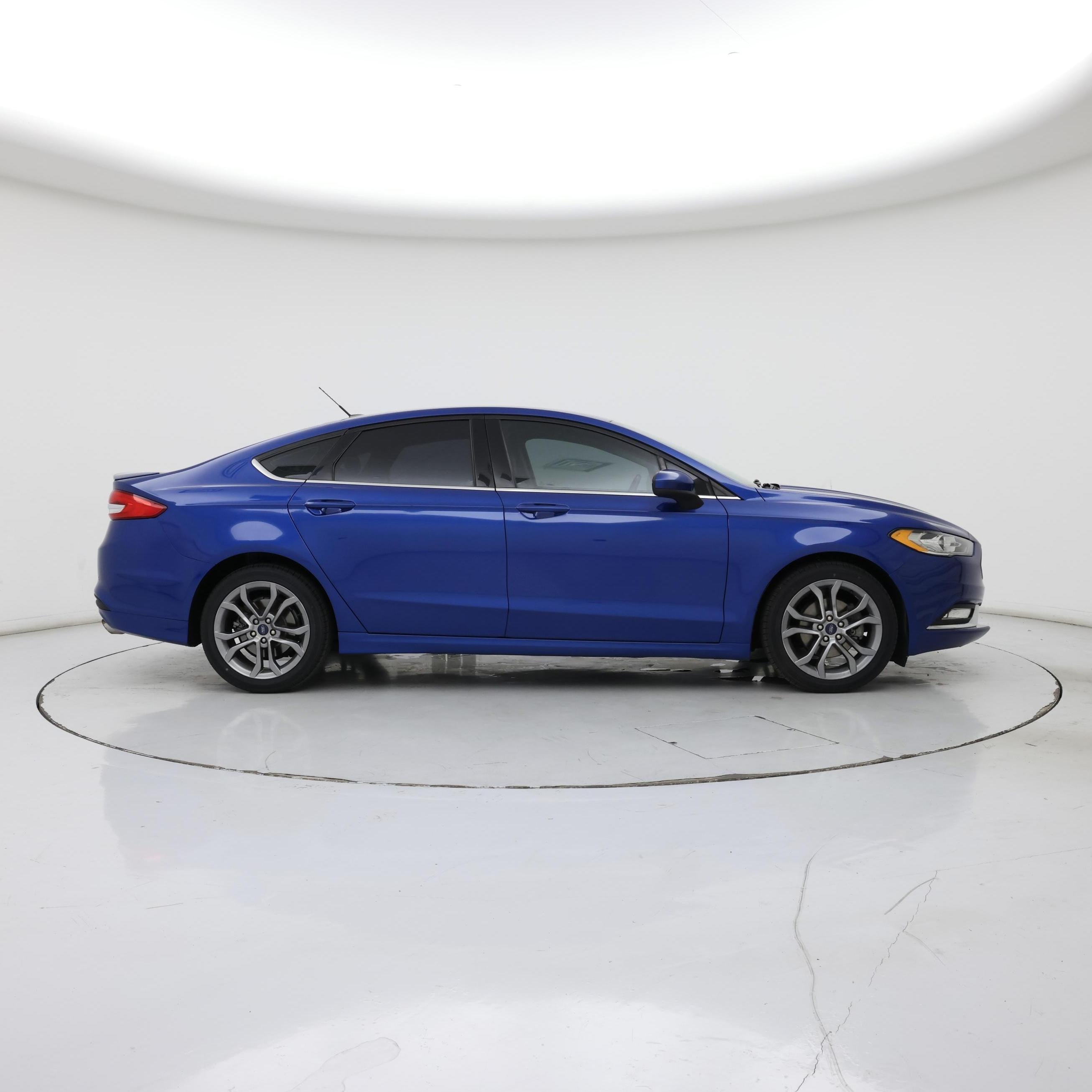 Thumbnail: 2017 Ford Fusion - 7