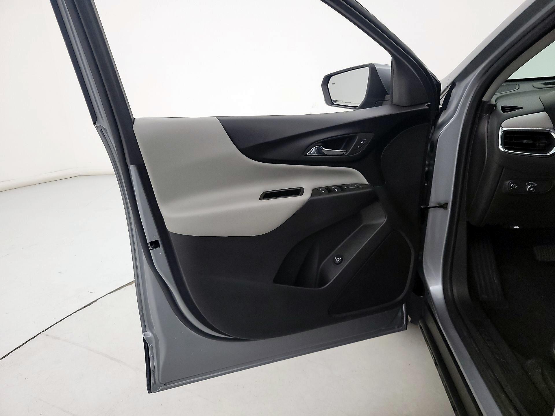 Thumbnail: 2024 Chevrolet Equinox - 12