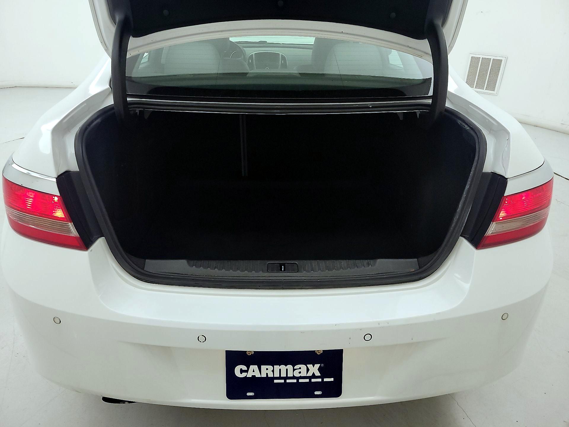 Thumbnail: 2014 Buick Verano - 19
