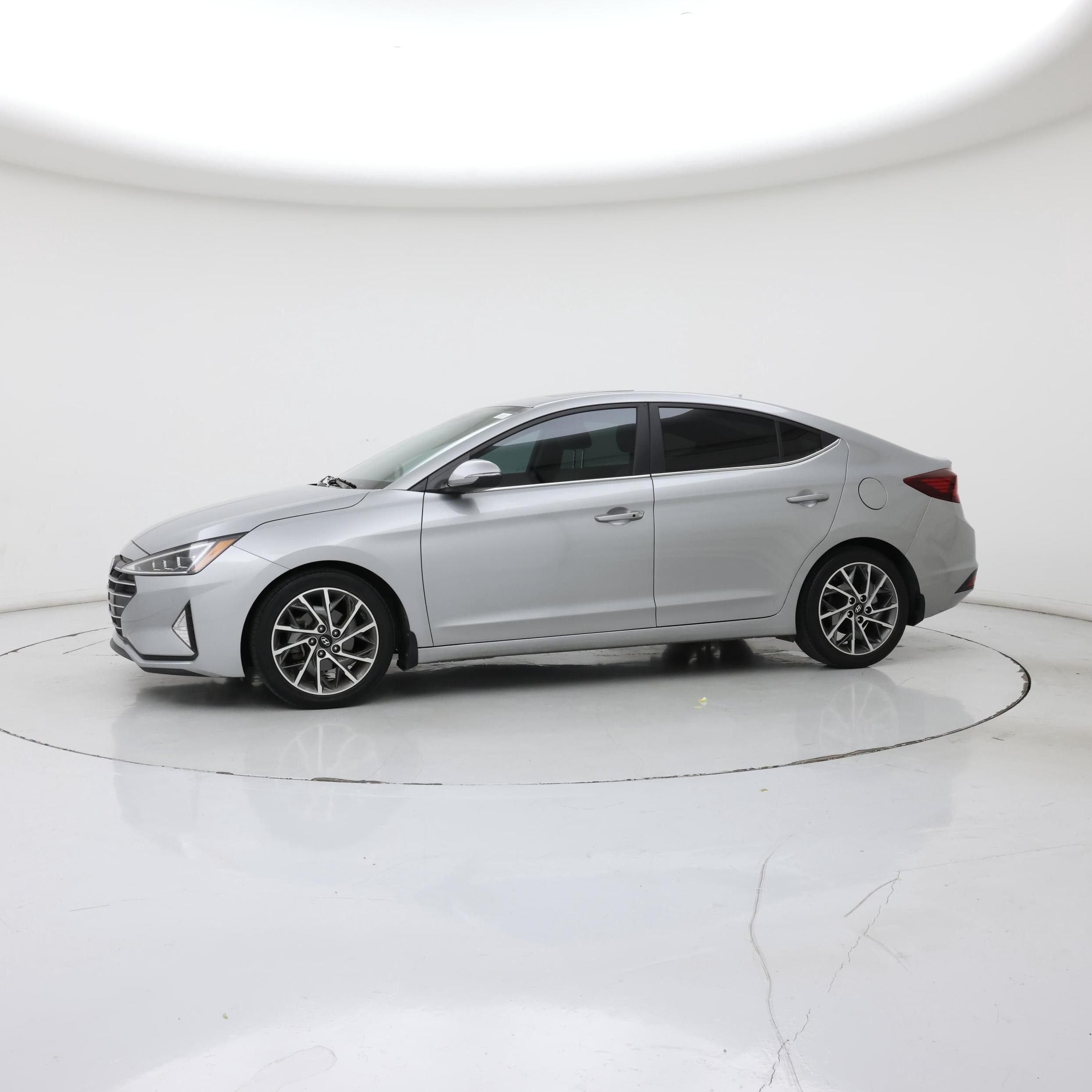 Thumbnail: 2020 Hyundai Elantra - 3
