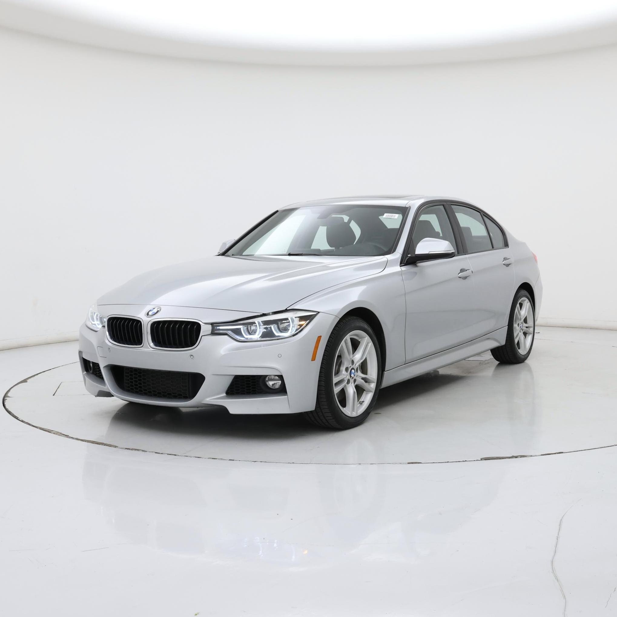 Thumbnail: 2016 BMW 3 Series - 4