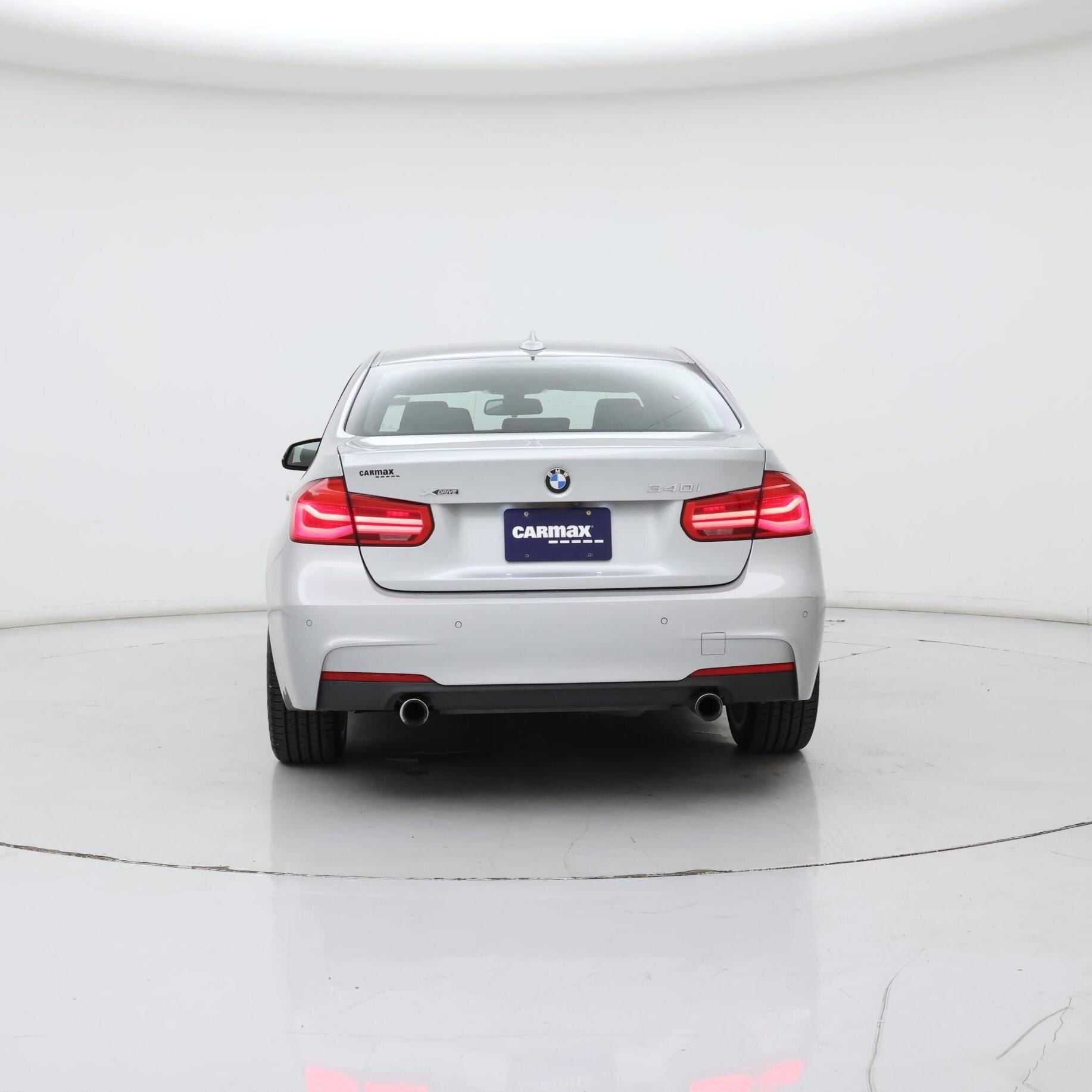 Thumbnail: 2016 BMW 3 Series - 6