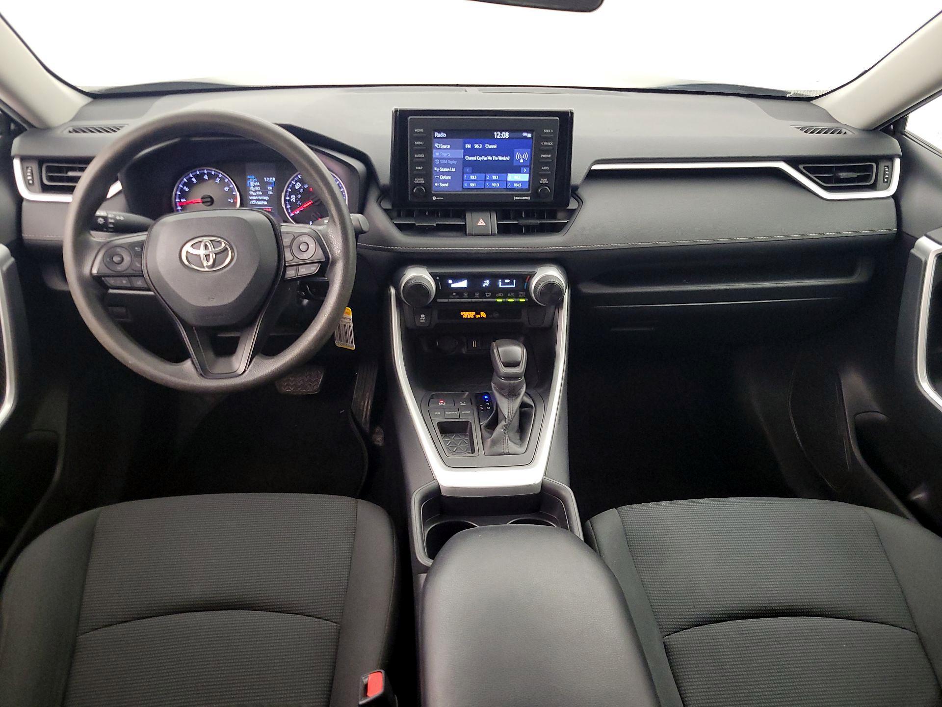 Thumbnail: 2021 Toyota RAV4 - 9